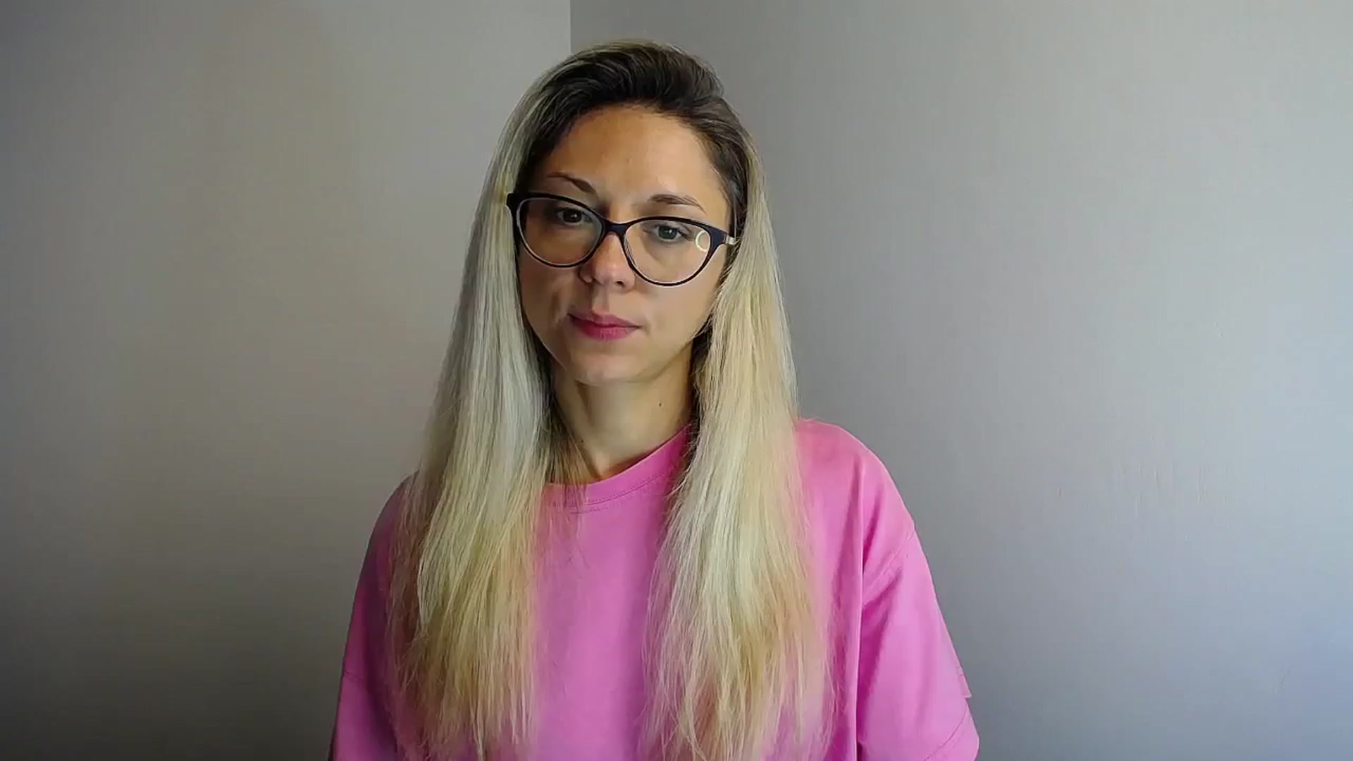 Gallery image thumbnail from Sunshine_alis's myfreecams stream on, 06/24/2024, 11:34 image 2 of 20