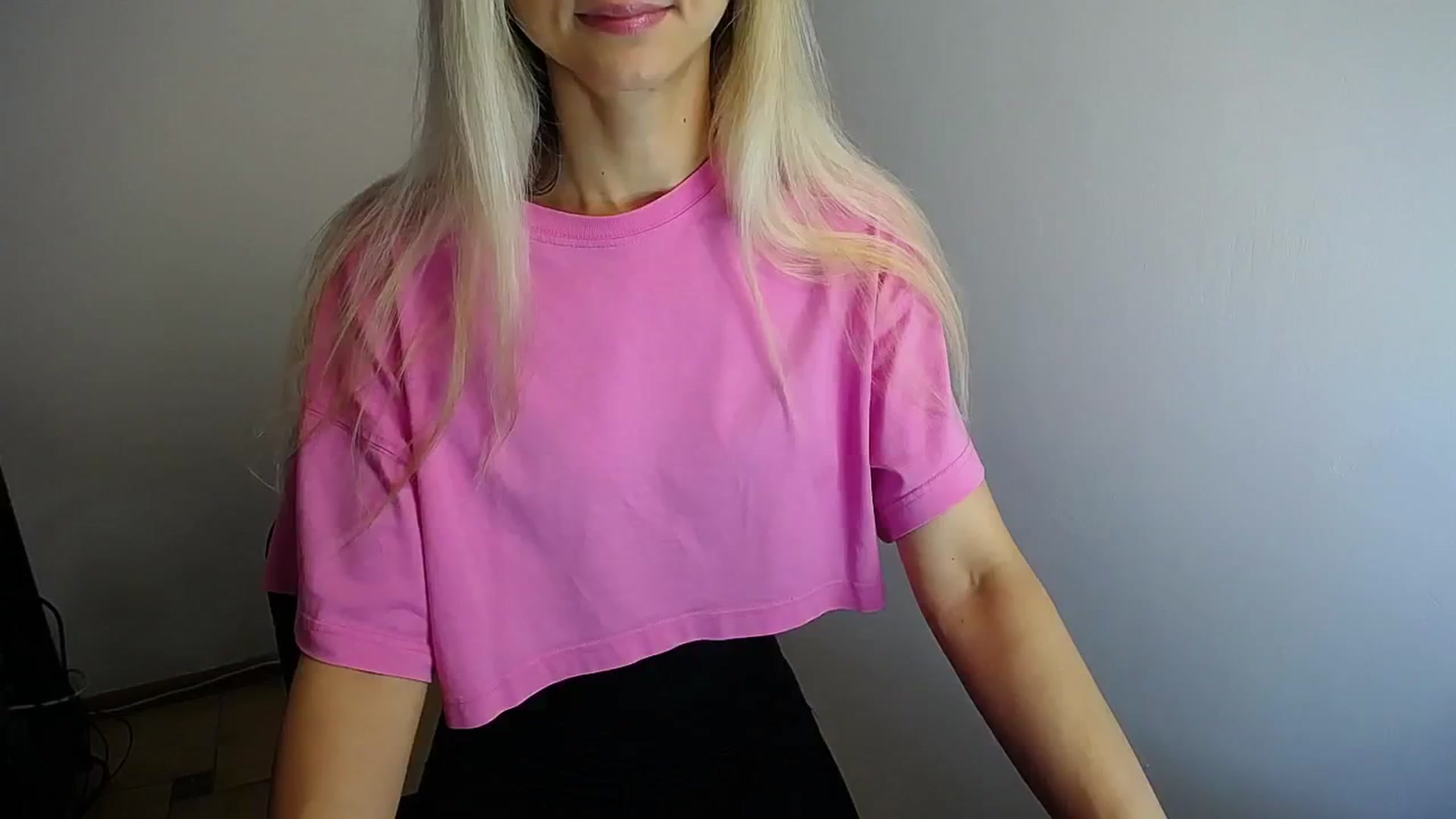Gallery image thumbnail from Sunshine_alis's myfreecams stream on, 06/24/2024, 11:34 image 9 of 20