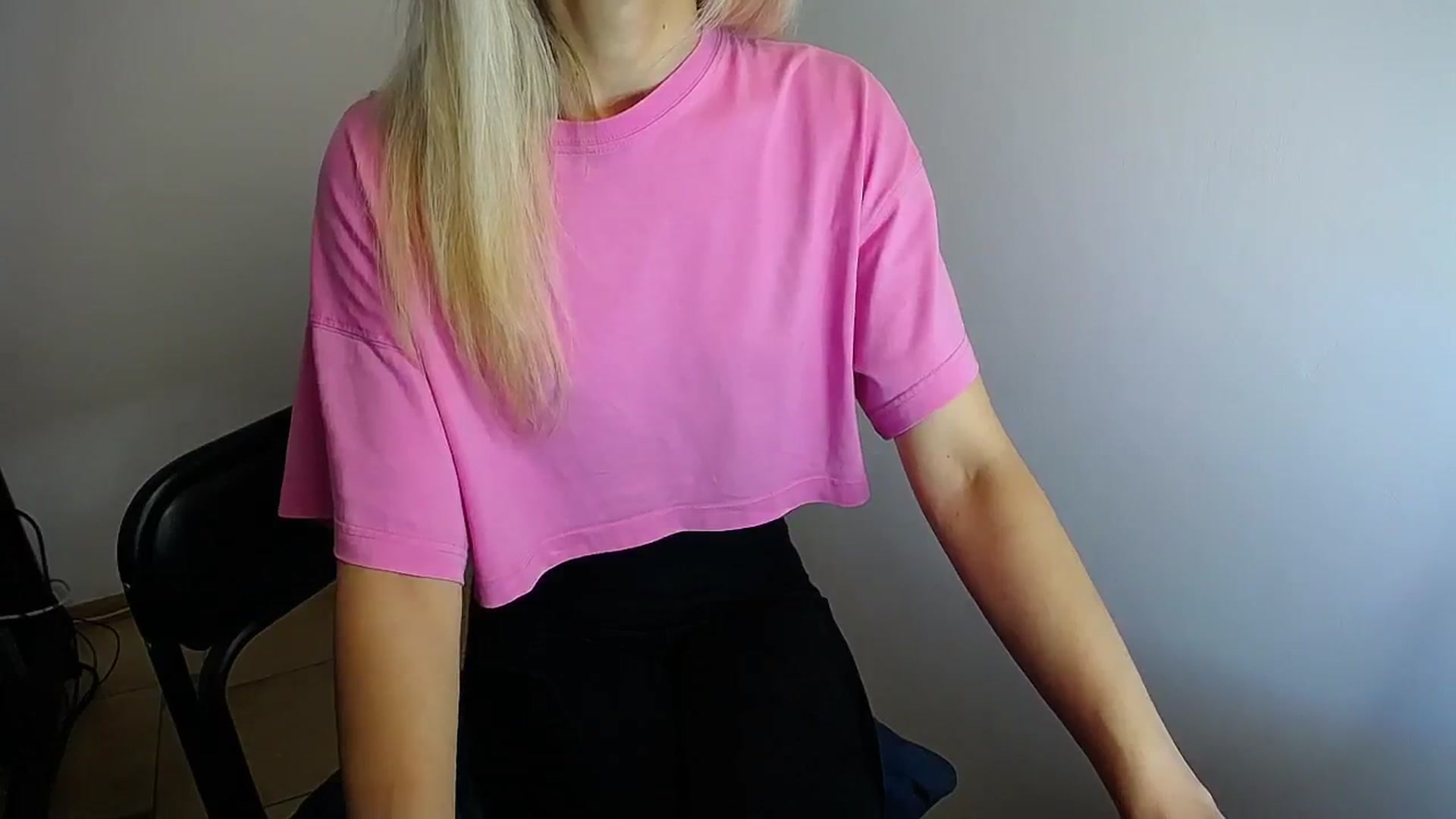 Gallery image thumbnail from Sunshine_alis's myfreecams stream on, 06/24/2024, 12:23 image 13 of 20