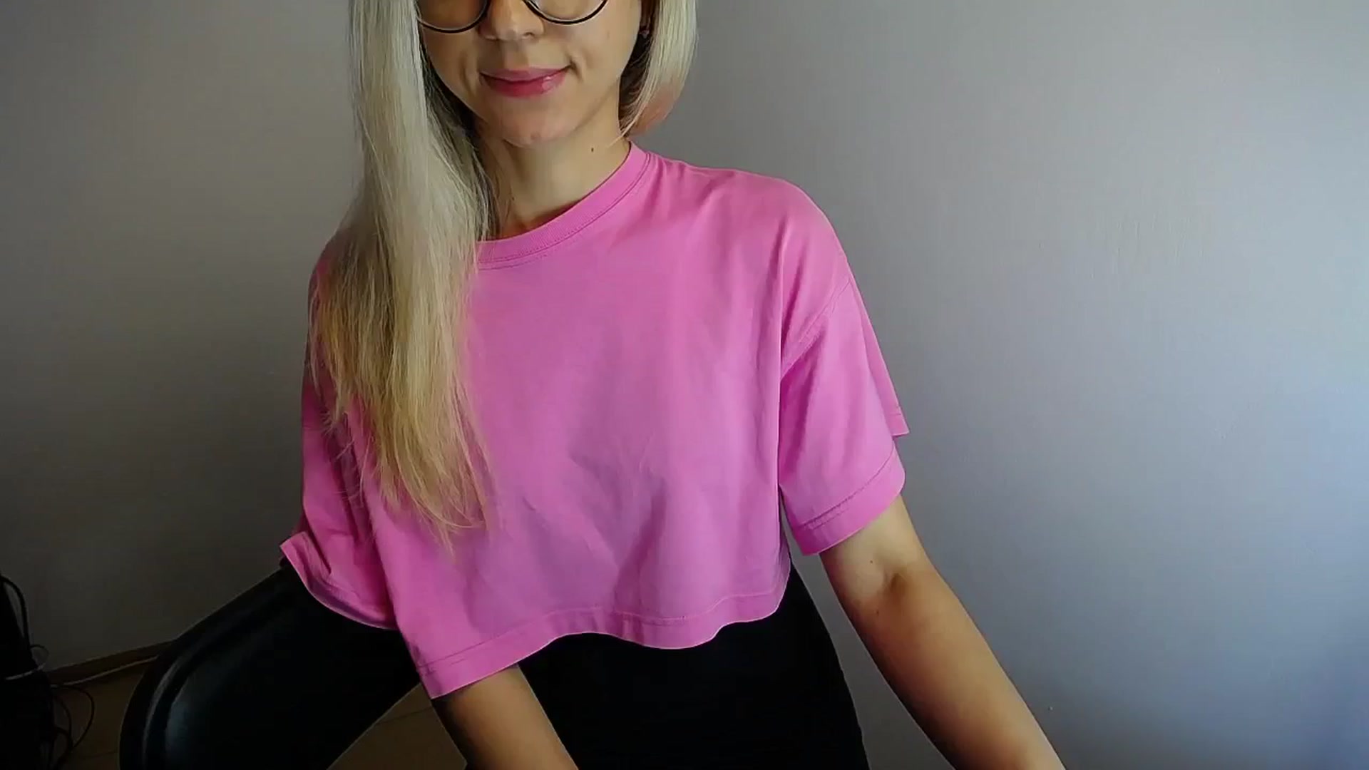Gallery image thumbnail from Sunshine_alis's myfreecams stream on, 06/24/2024, 12:23 image 1 of 20