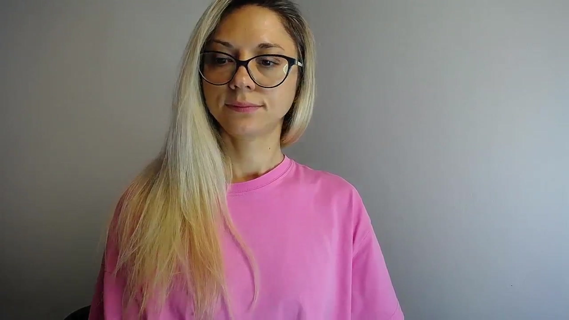 Gallery image thumbnail from Sunshine_alis's myfreecams stream on, 06/24/2024, 12:23 image 19 of 20