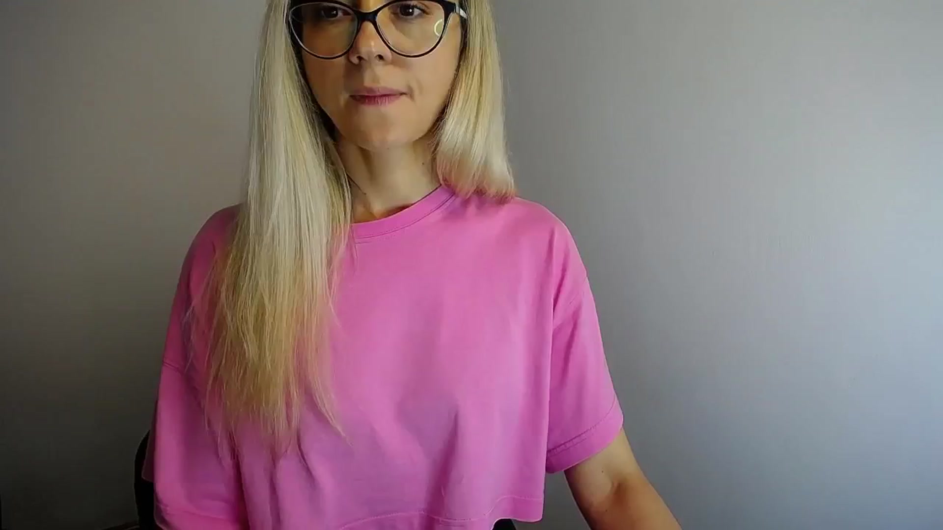 Gallery image thumbnail from Sunshine_alis's myfreecams stream on, 06/24/2024, 12:56 image 14 of 20