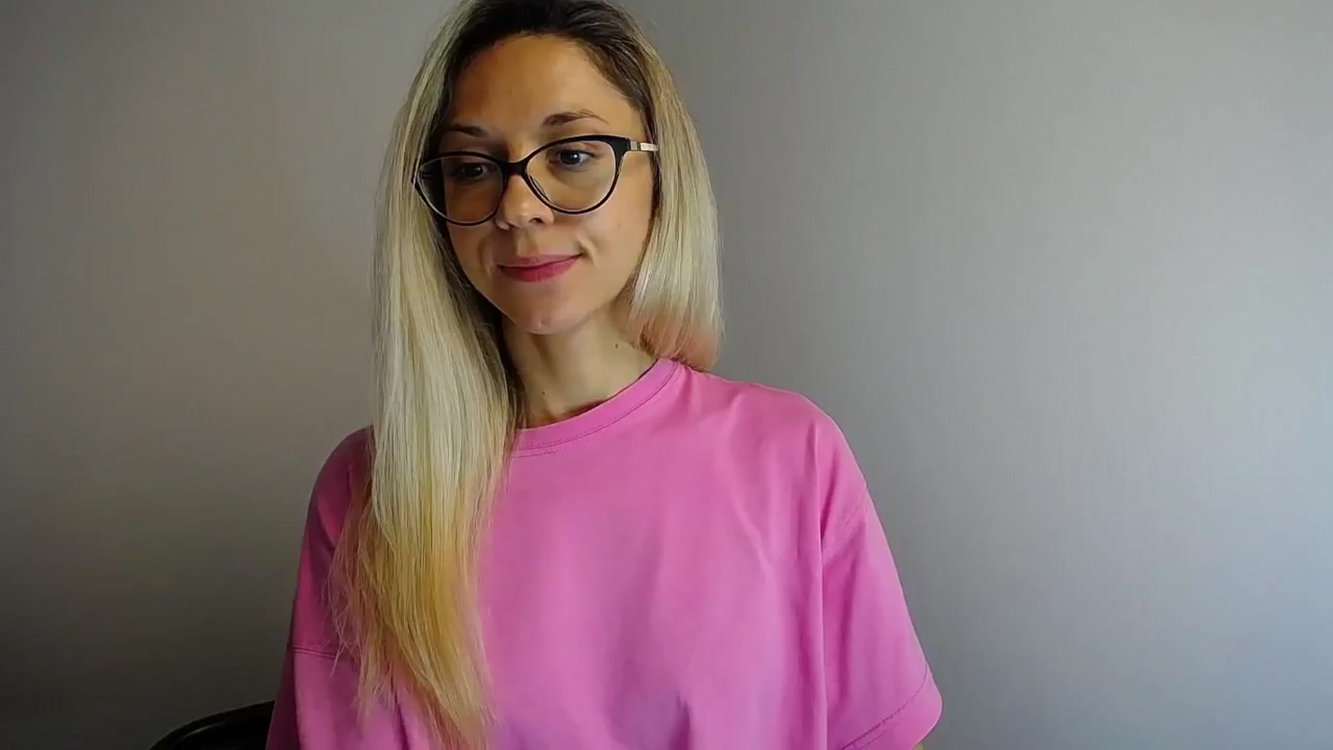 Gallery image thumbnail from Sunshine_alis's myfreecams stream on, 06/24/2024, 12:56 image 11 of 20