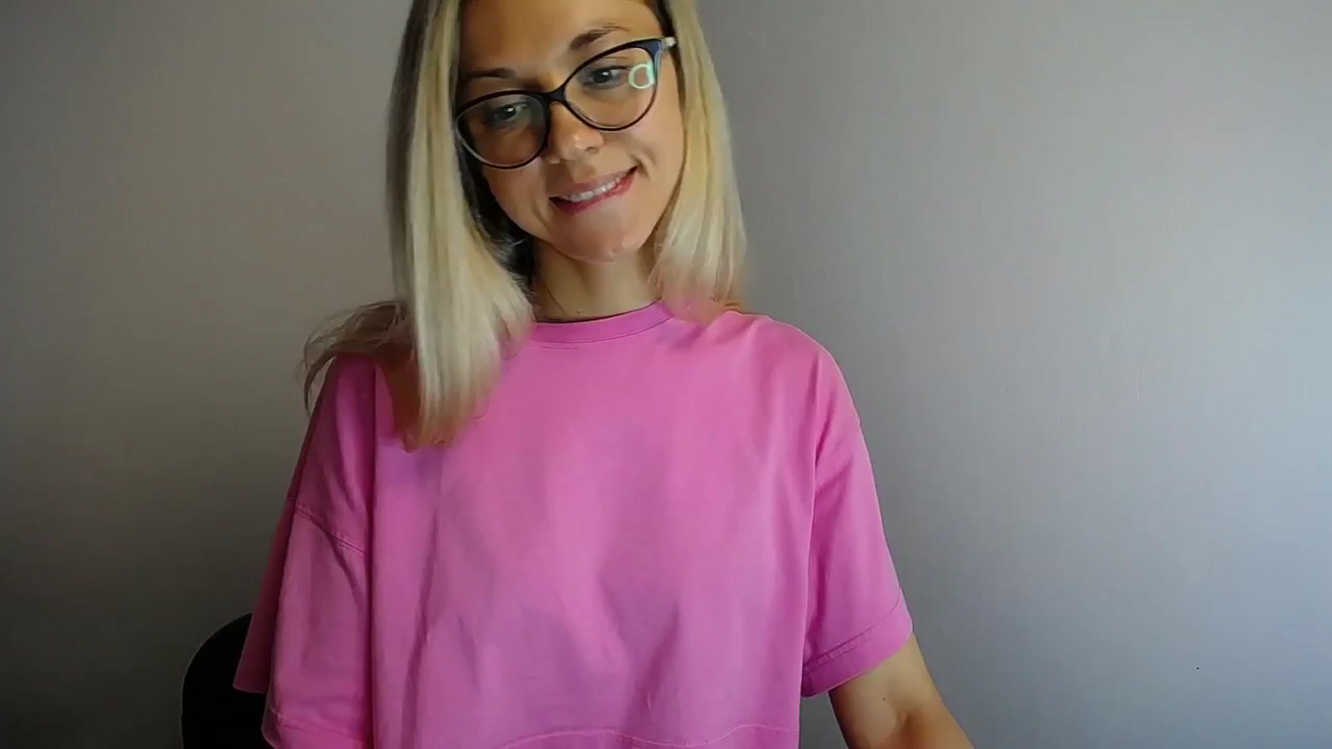 Gallery image thumbnail from Sunshine_alis's myfreecams stream on, 06/24/2024, 12:56 image 20 of 20