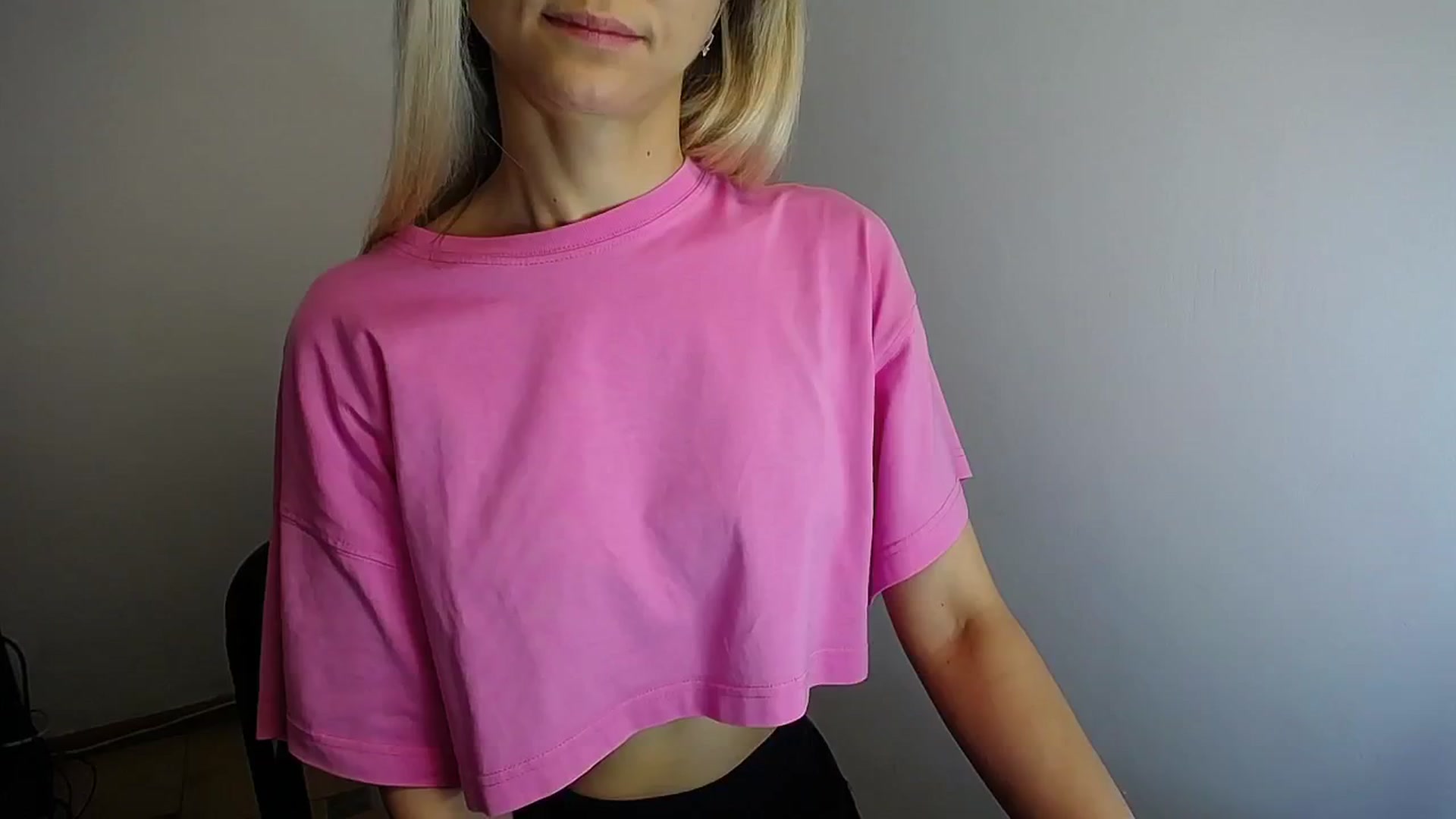 Gallery image thumbnail from Sunshine_alis's myfreecams stream on, 06/24/2024, 12:56 image 17 of 20