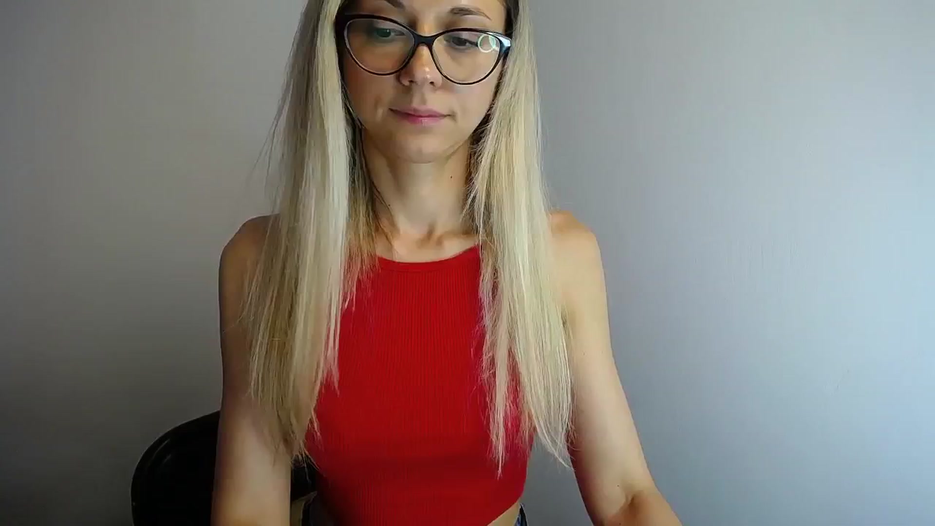 Gallery image thumbnail from Sunshine_alis's myfreecams stream on, 06/25/2024, 16:01 image 14 of 20