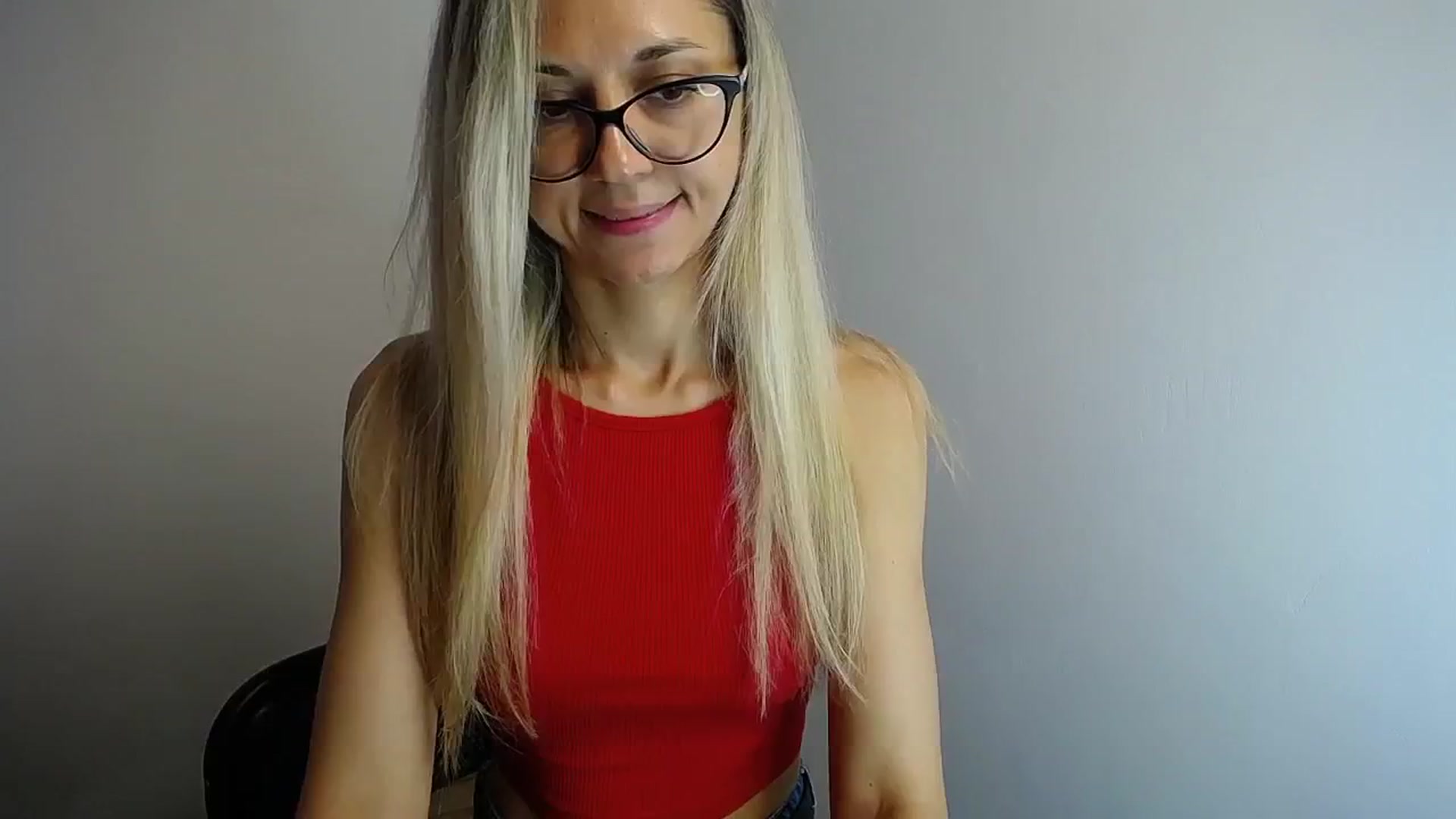 Gallery image thumbnail from Sunshine_alis's myfreecams stream on, 06/25/2024, 16:01 image 10 of 20