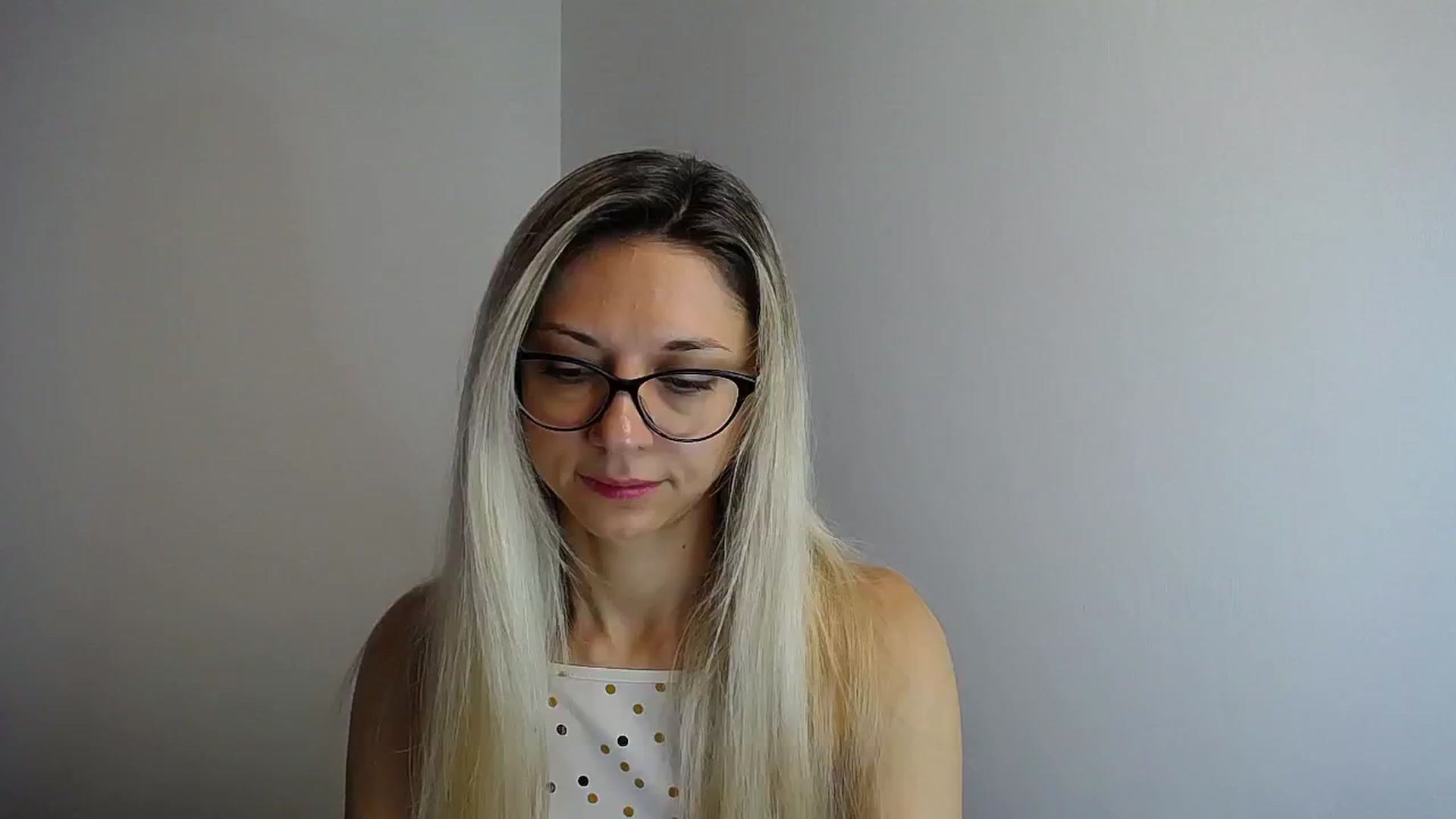 Gallery image thumbnail from Sunshine_alis's myfreecams stream on, 06/26/2024, 14:09 image 10 of 20
