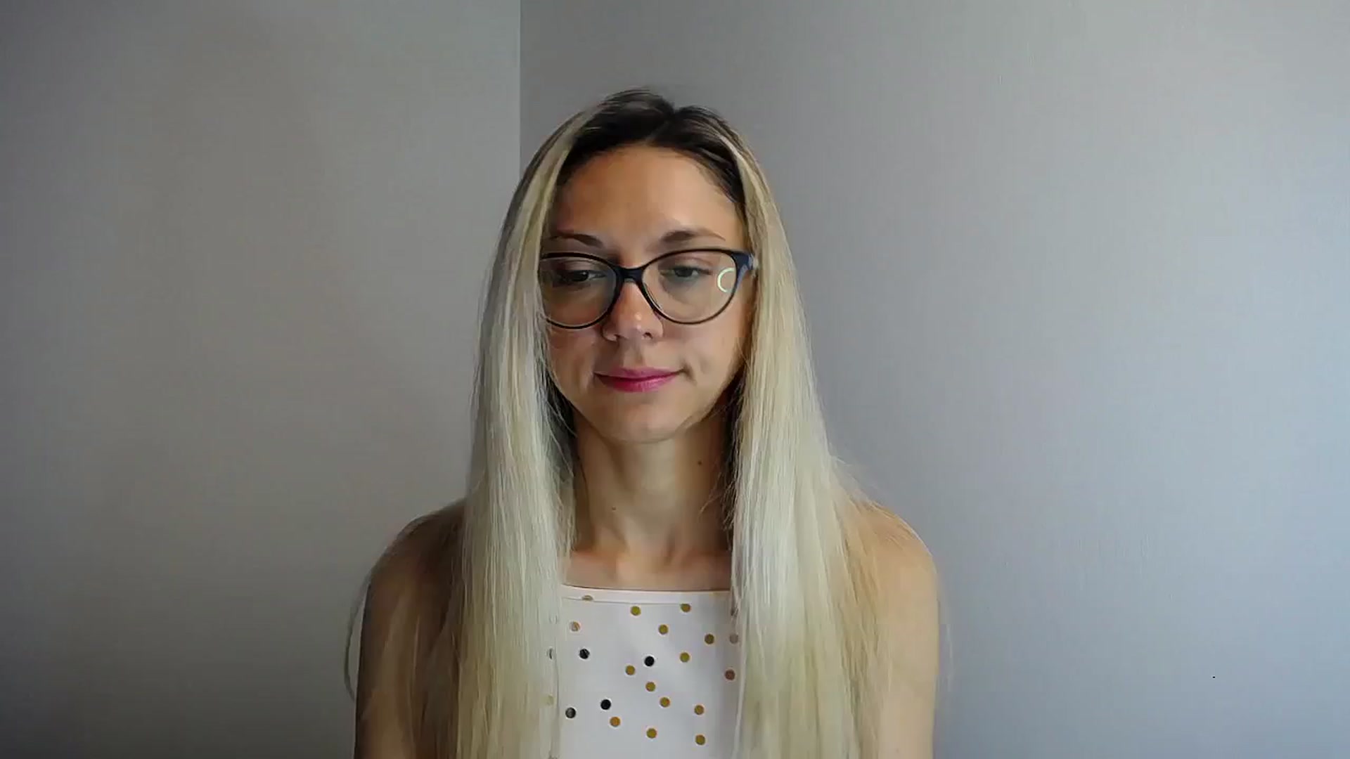 Gallery image thumbnail from Sunshine_alis's myfreecams stream on, 06/26/2024, 14:09 image 6 of 20