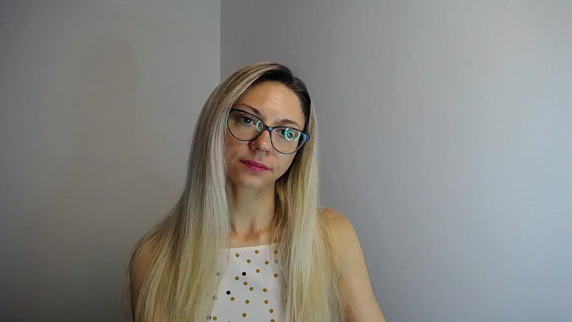 Gallery image thumbnail from Sunshine_alis's myfreecams stream on, 06/26/2024, 14:09 image 8 of 20