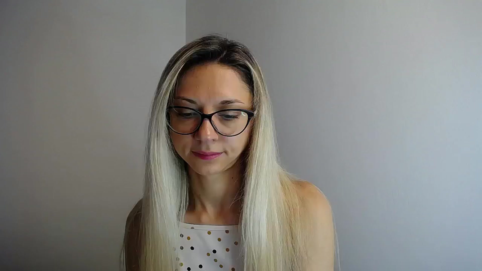 Gallery image thumbnail from Sunshine_alis's myfreecams stream on, 06/26/2024, 14:09 image 7 of 20