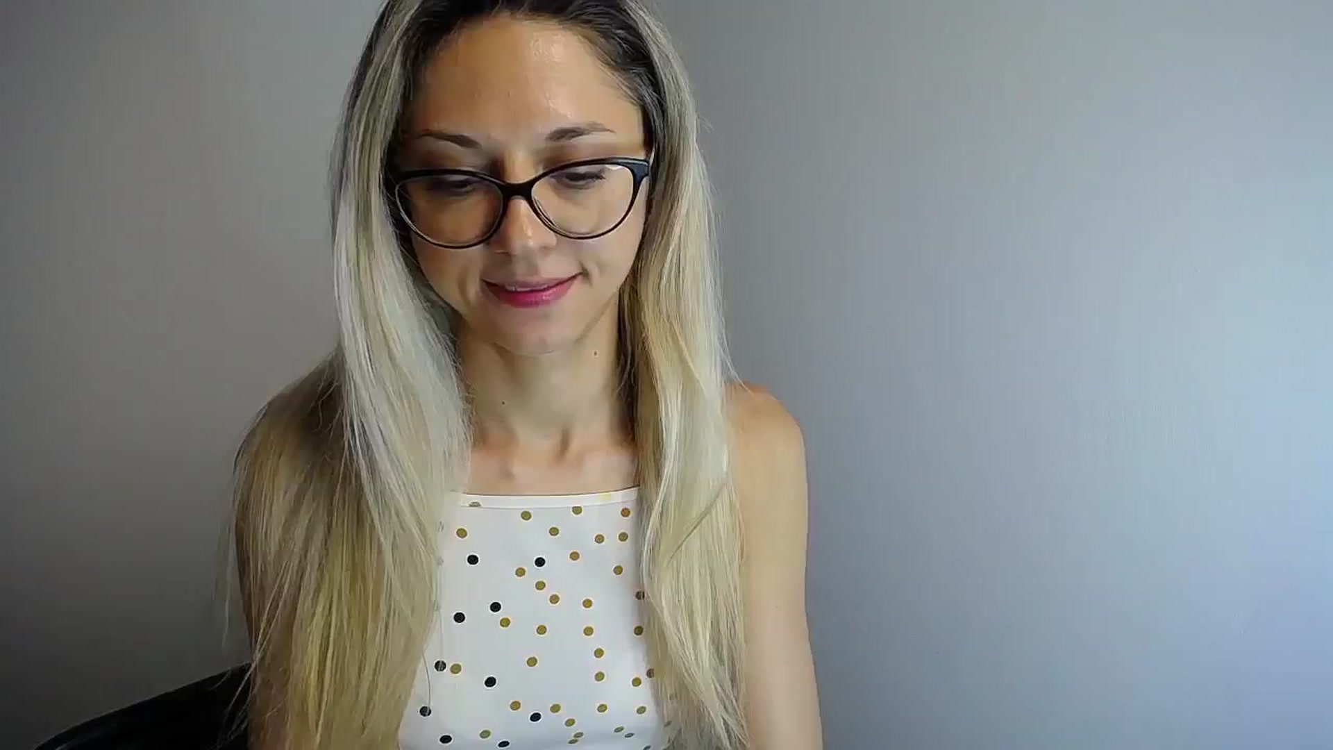 Gallery image thumbnail from Sunshine_alis's myfreecams stream on, 06/26/2024, 16:47 image 19 of 20