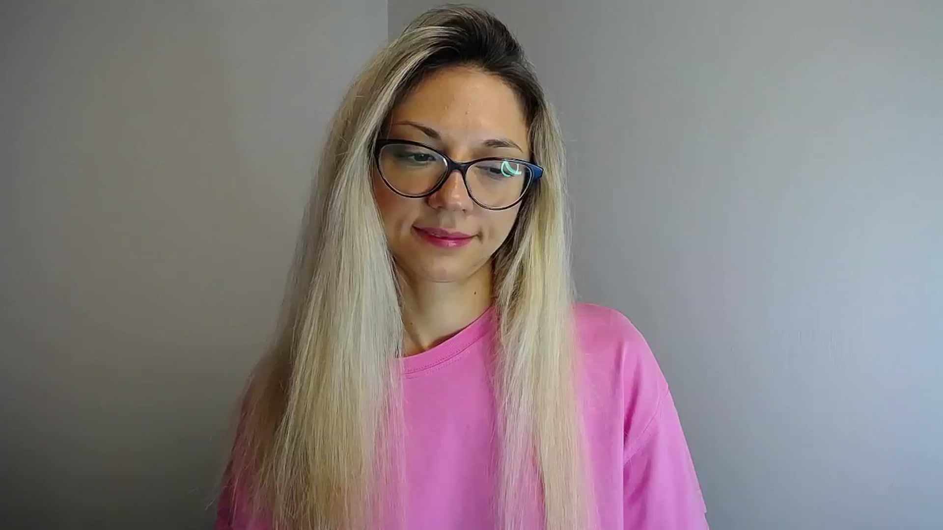 Gallery image thumbnail from Sunshine_alis's myfreecams stream on, 06/27/2024, 09:48 image 9 of 20