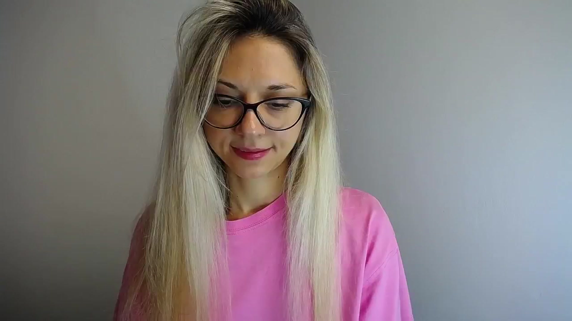 Gallery image thumbnail from Sunshine_alis's myfreecams stream on, 06/27/2024, 09:48 image 7 of 20
