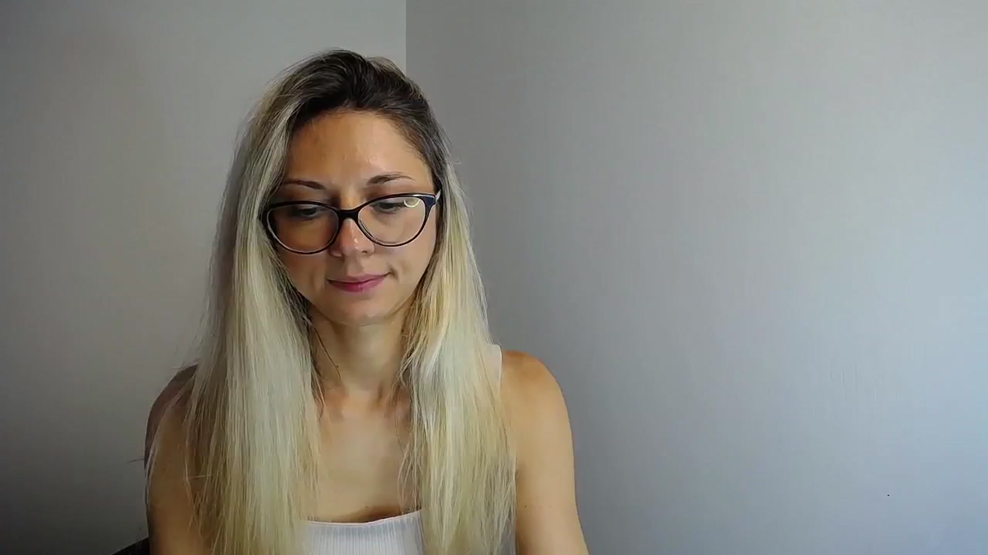 Gallery image thumbnail from Sunshine_alis's myfreecams stream on, 06/28/2024, 11:38 image 18 of 20