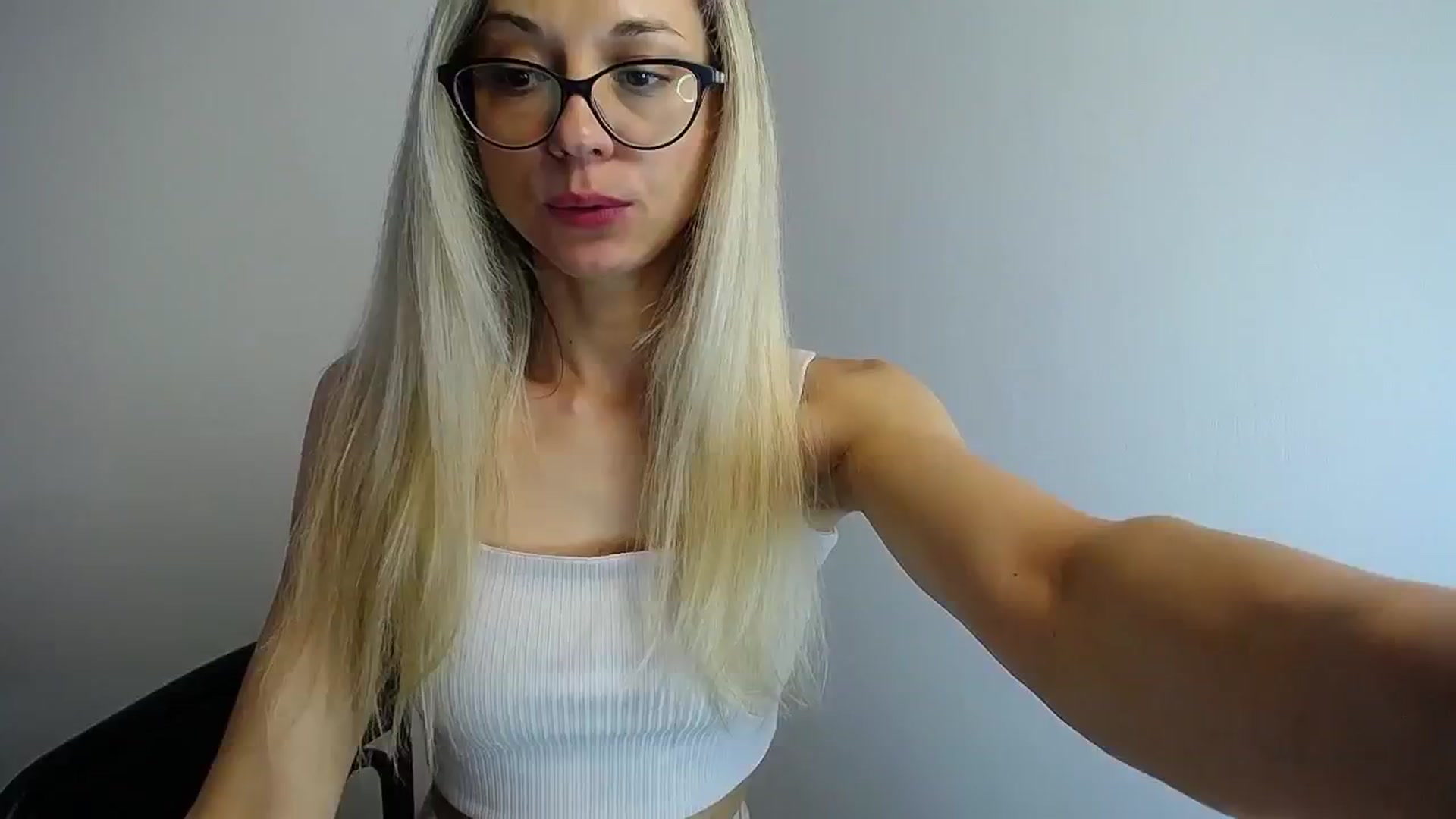 Gallery image thumbnail from Sunshine_alis's myfreecams stream on, 06/28/2024, 11:38 image 5 of 20