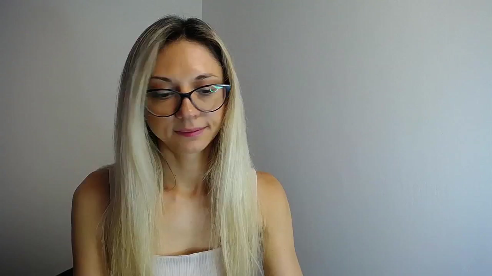 Gallery image thumbnail from Sunshine_alis's myfreecams stream on, 06/28/2024, 11:38 image 7 of 20