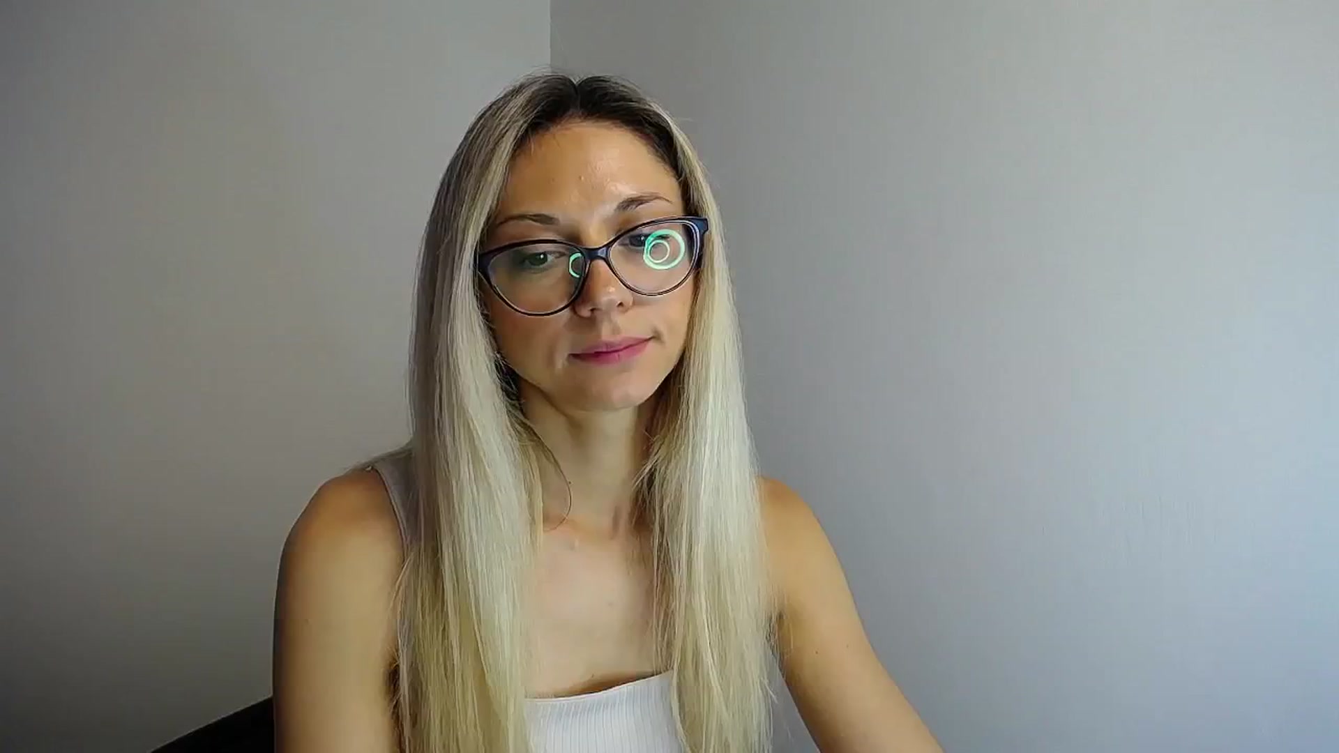 Gallery image thumbnail from Sunshine_alis's myfreecams stream on, 06/28/2024, 11:38 image 6 of 20