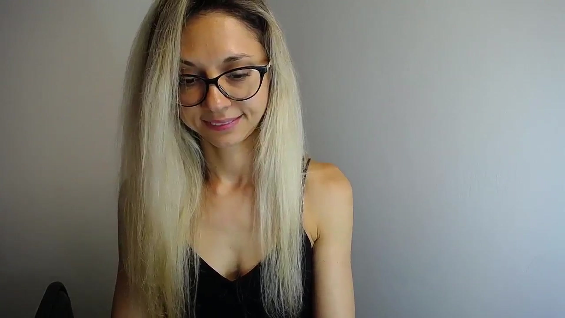 Gallery image thumbnail from Sunshine_alis's myfreecams stream on, 06/30/2024, 17:52 image 19 of 20