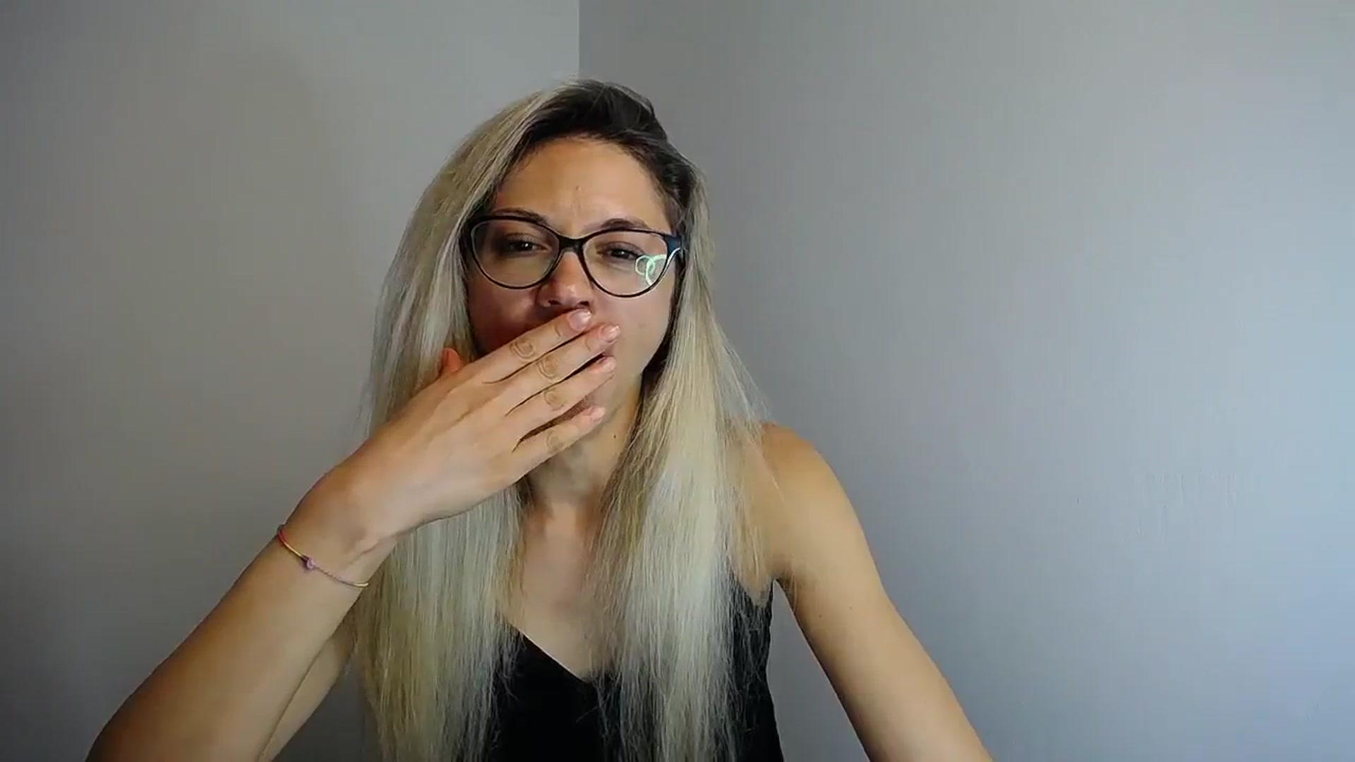 Gallery image thumbnail from Sunshine_alis's myfreecams stream on, 06/30/2024, 17:52 image 13 of 20