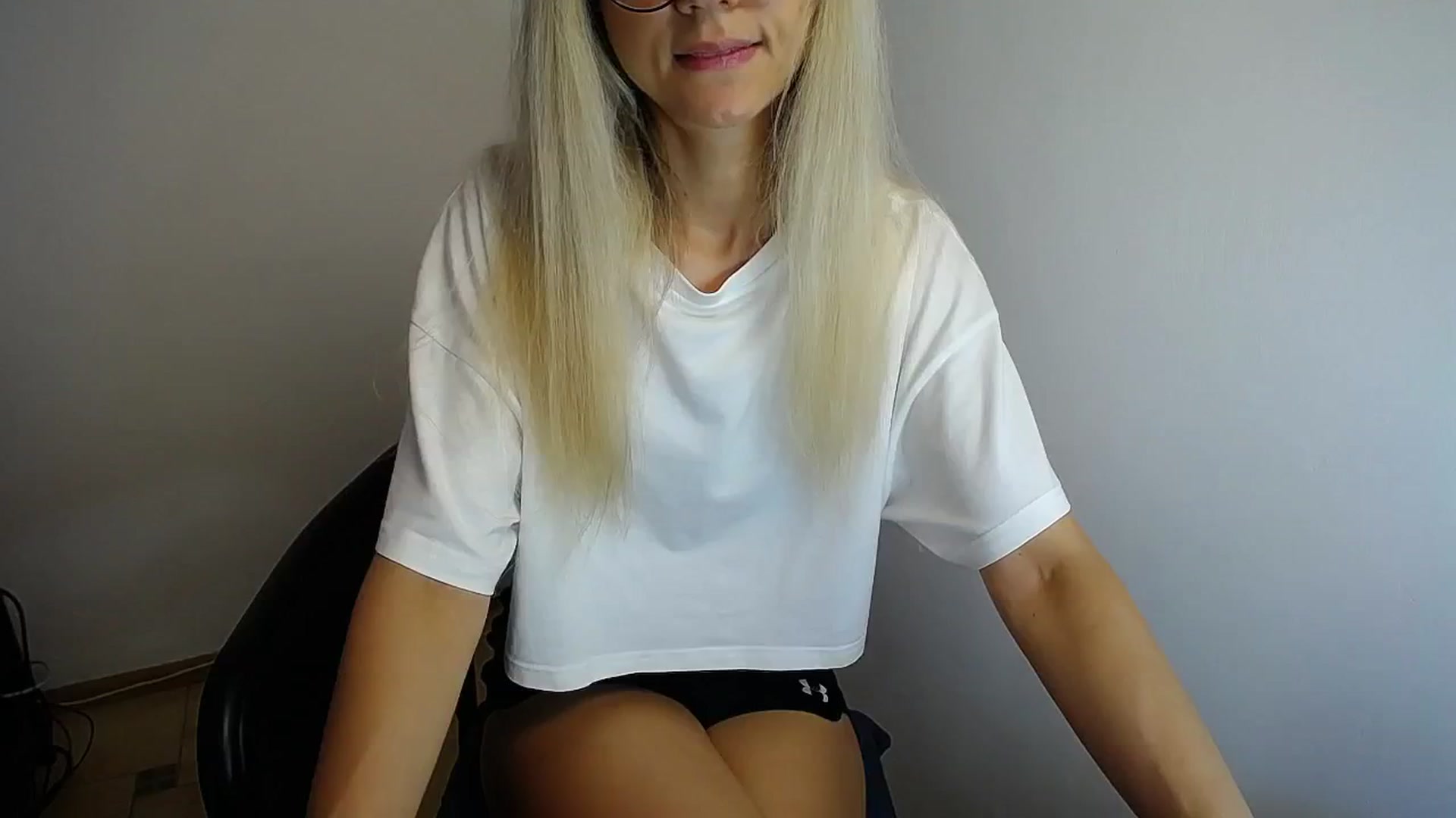 Gallery image thumbnail from Sunshine_alis's myfreecams stream on, 07/01/2024, 11:22 image 7 of 20