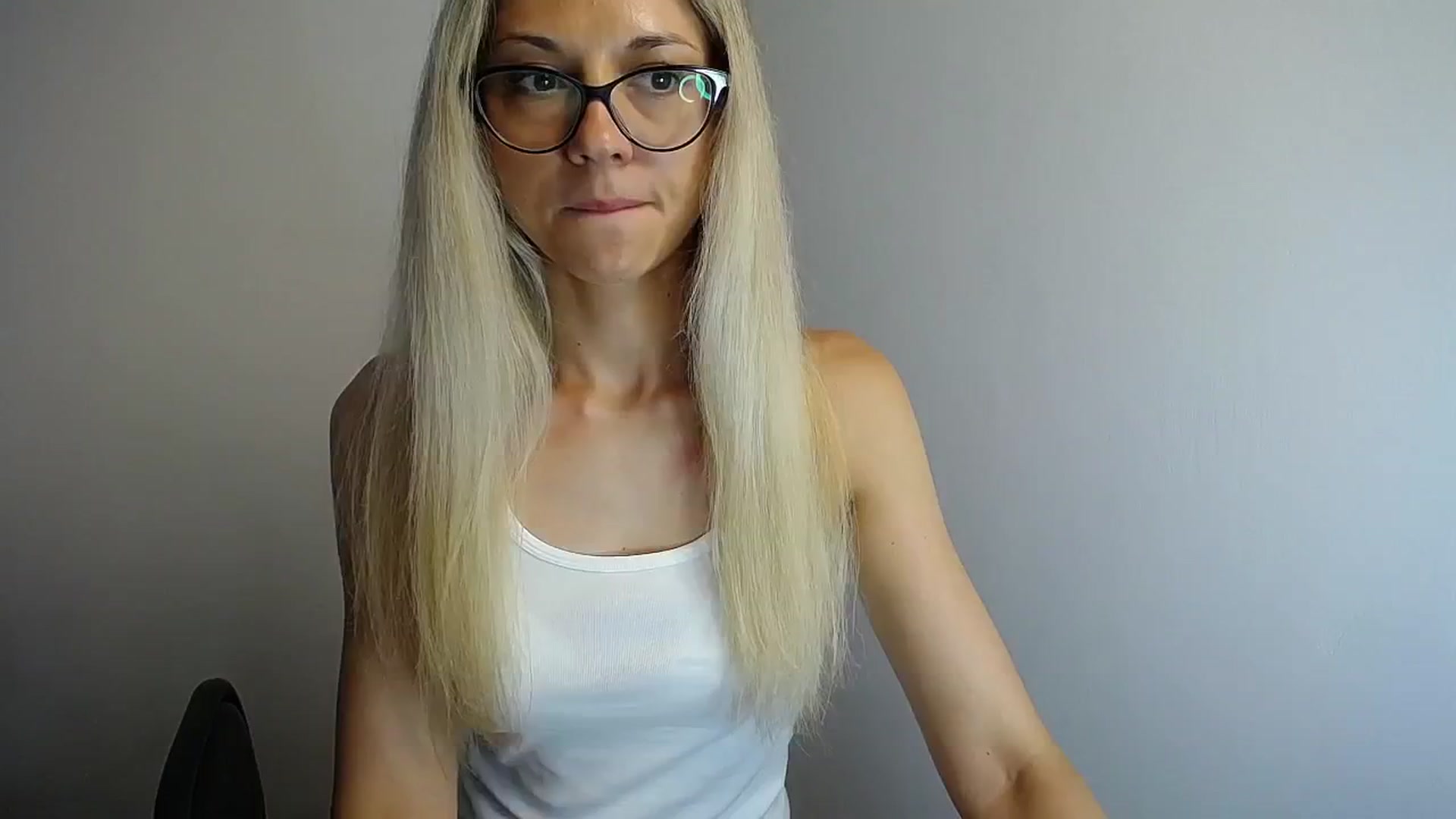 Gallery image thumbnail from Sunshine_alis's myfreecams stream on, 07/01/2024, 13:05 image 1 of 20