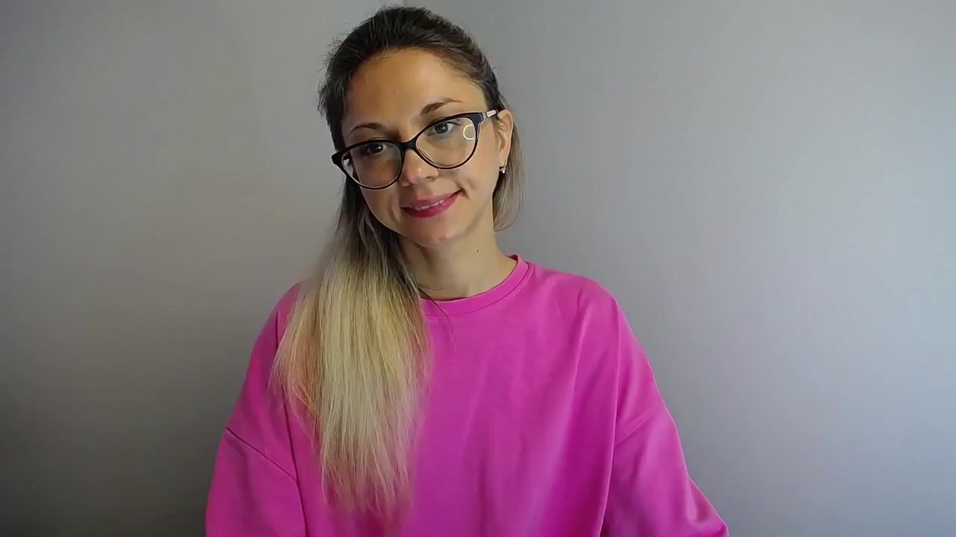 Gallery image thumbnail from Sunshine_alis's myfreecams stream on, 07/03/2024, 12:04 image 7 of 20