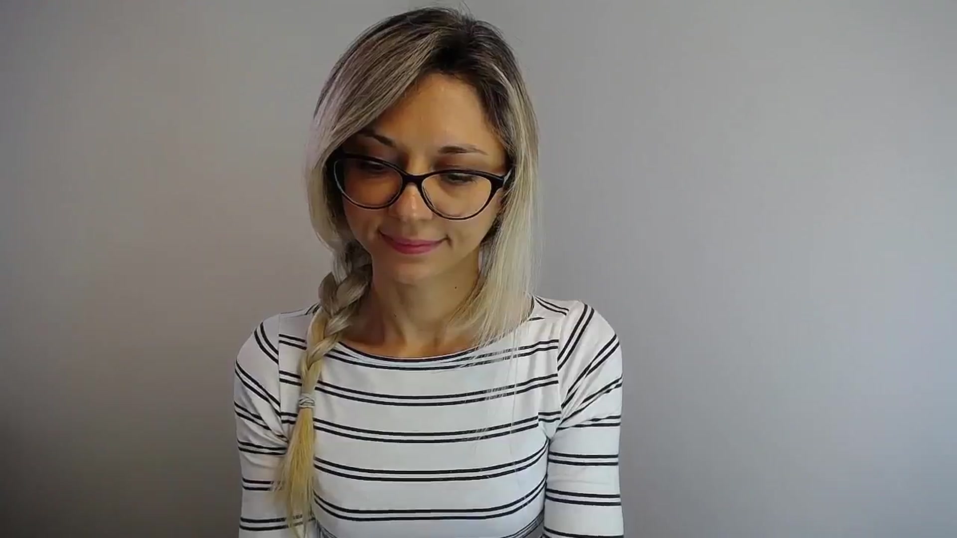 Gallery image thumbnail from Sunshine_alis's myfreecams stream on, 07/04/2024, 12:39 image 6 of 20