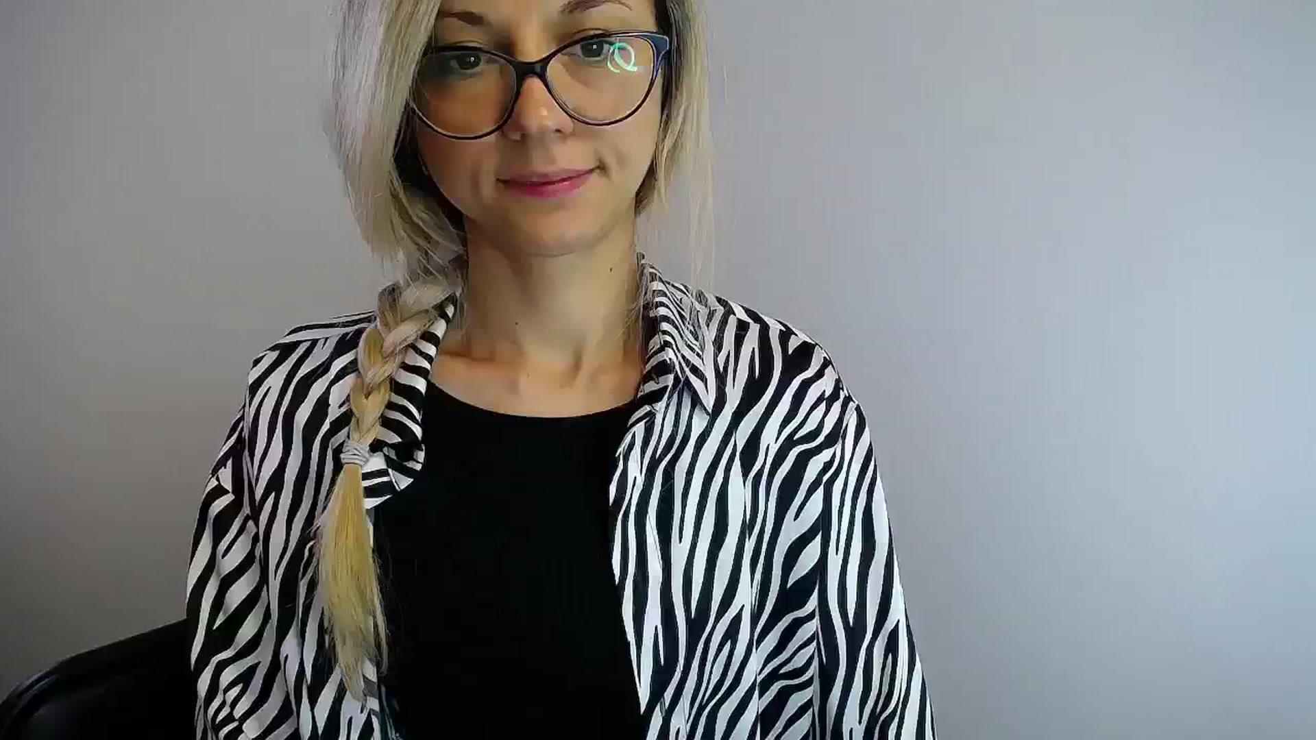 Gallery image thumbnail from Sunshine_alis's myfreecams stream on, 07/05/2024, 13:53 image 12 of 20