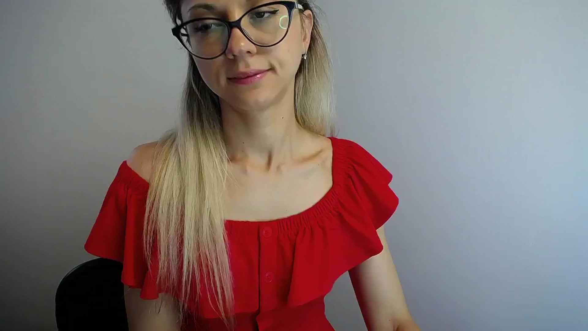 Gallery image thumbnail from Sunshine_alis's myfreecams stream on, 07/06/2024, 17:22 image 1 of 20