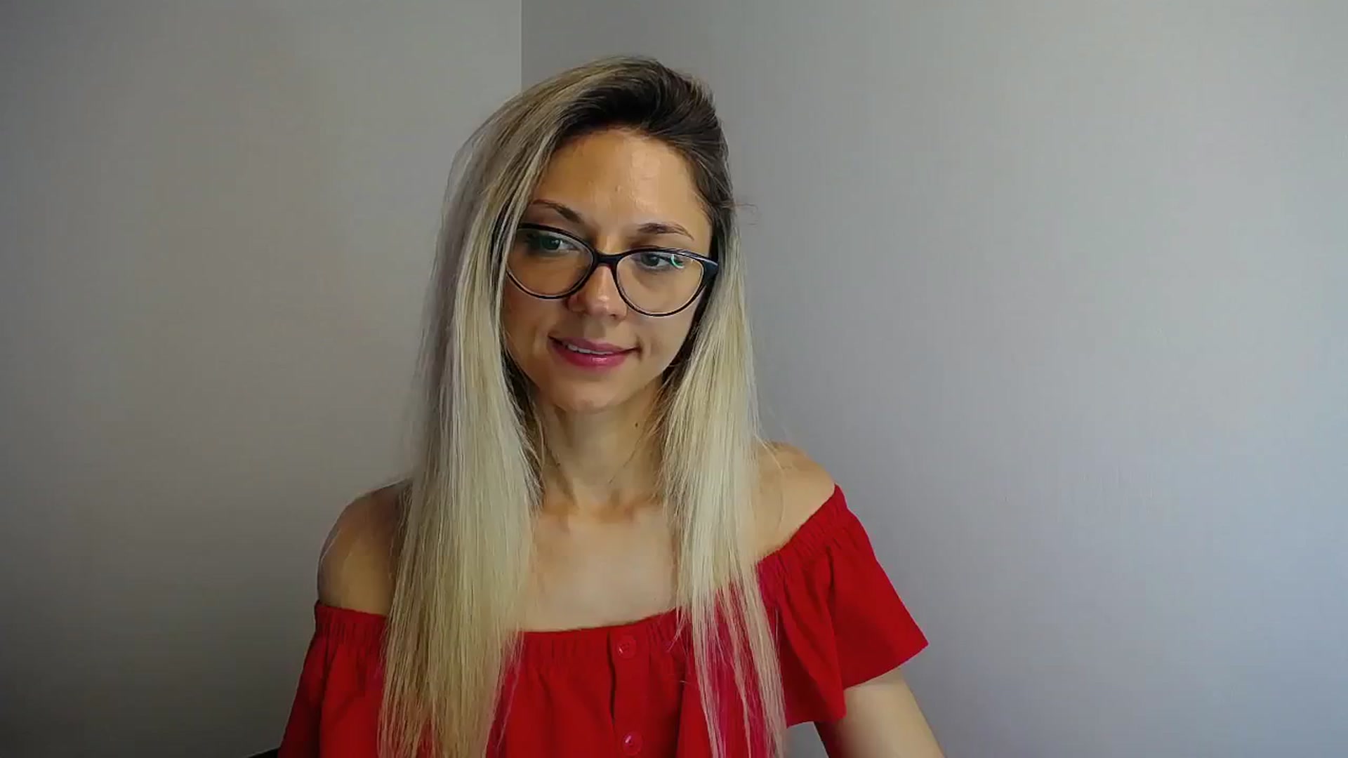 Gallery image thumbnail from Sunshine_alis's myfreecams stream on, 07/06/2024, 17:22 image 14 of 20