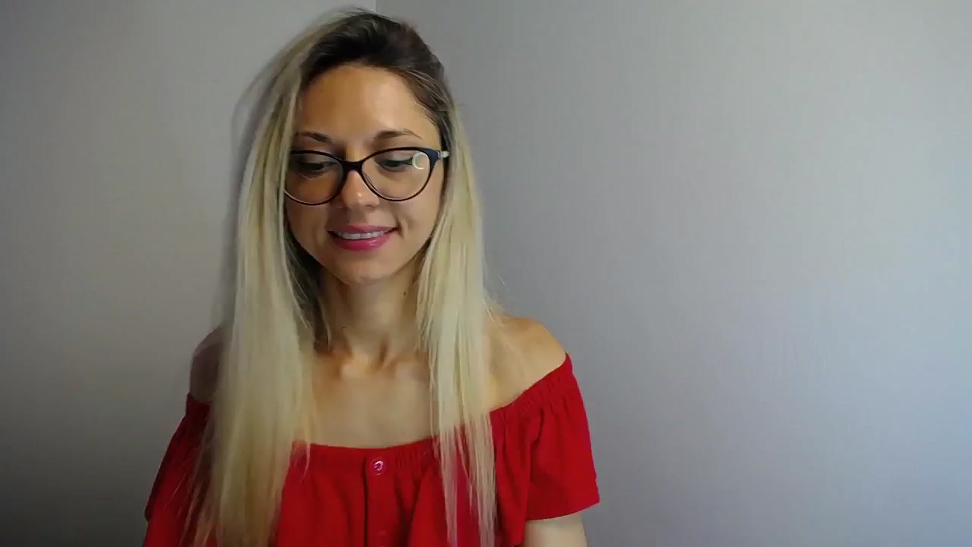 Gallery image thumbnail from Sunshine_alis's myfreecams stream on, 07/06/2024, 17:22 image 15 of 20