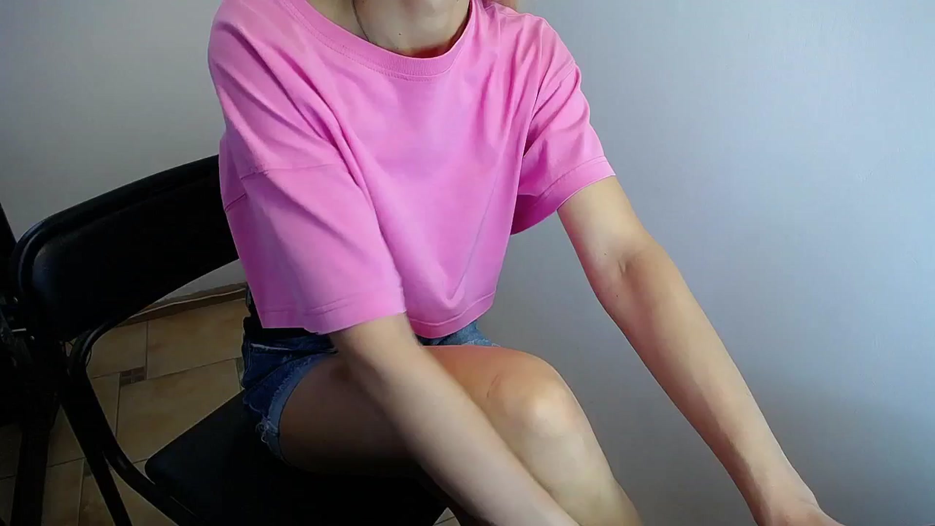 Gallery image thumbnail from Sunshine_alis's myfreecams stream on, 07/08/2024, 15:01 image 20 of 20