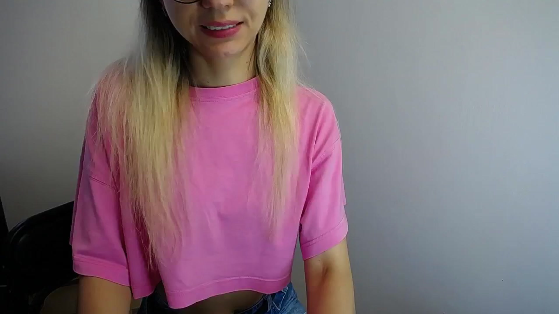 Gallery image thumbnail from Sunshine_alis's myfreecams stream on, 07/08/2024, 15:01 image 15 of 20