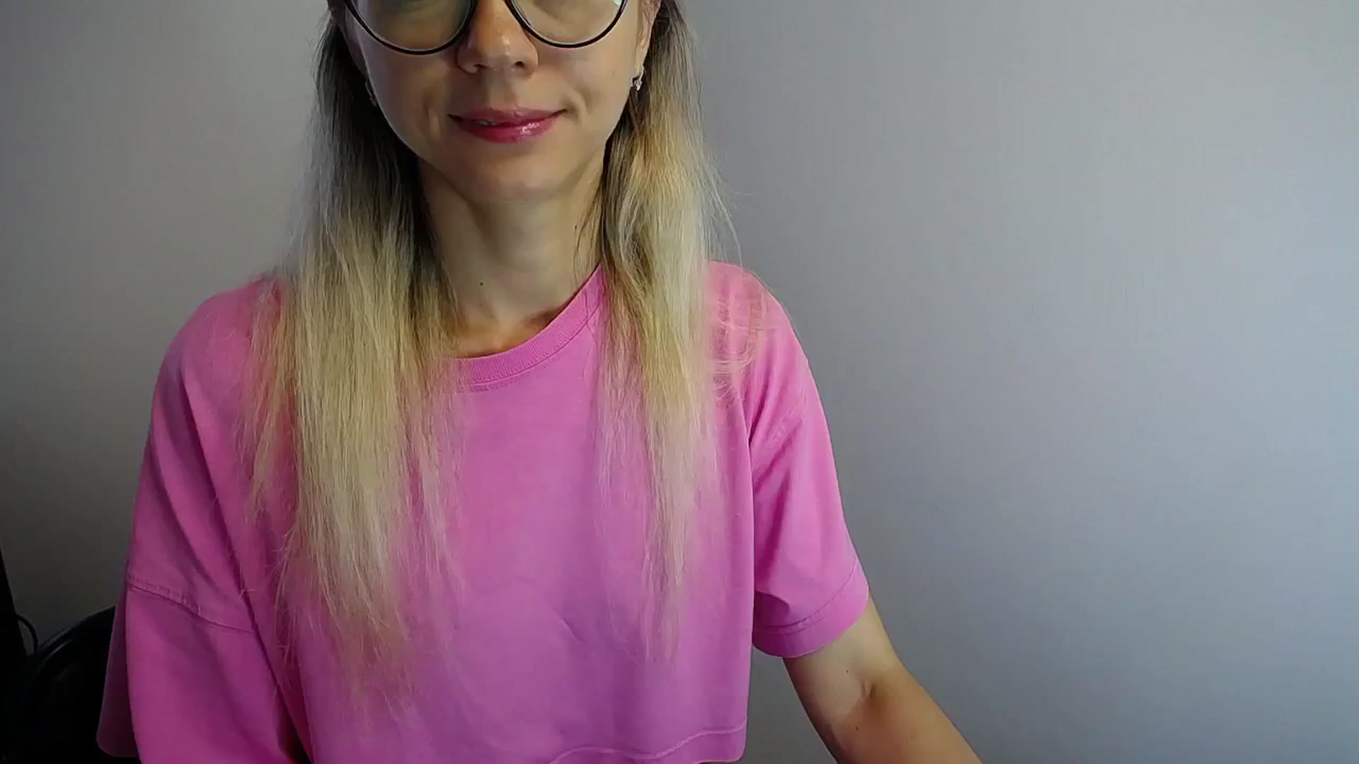 Gallery image thumbnail from Sunshine_alis's myfreecams stream on, 07/08/2024, 15:01 image 4 of 20