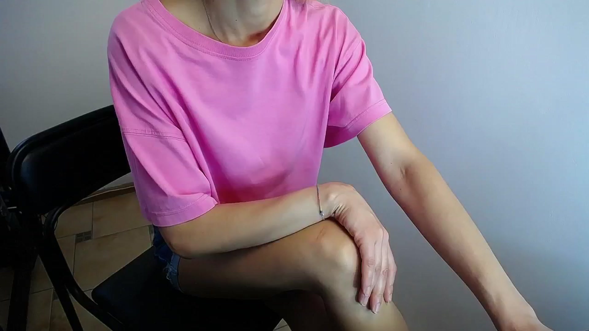 Gallery image thumbnail from Sunshine_alis's myfreecams stream on, 07/08/2024, 15:01 image 19 of 20