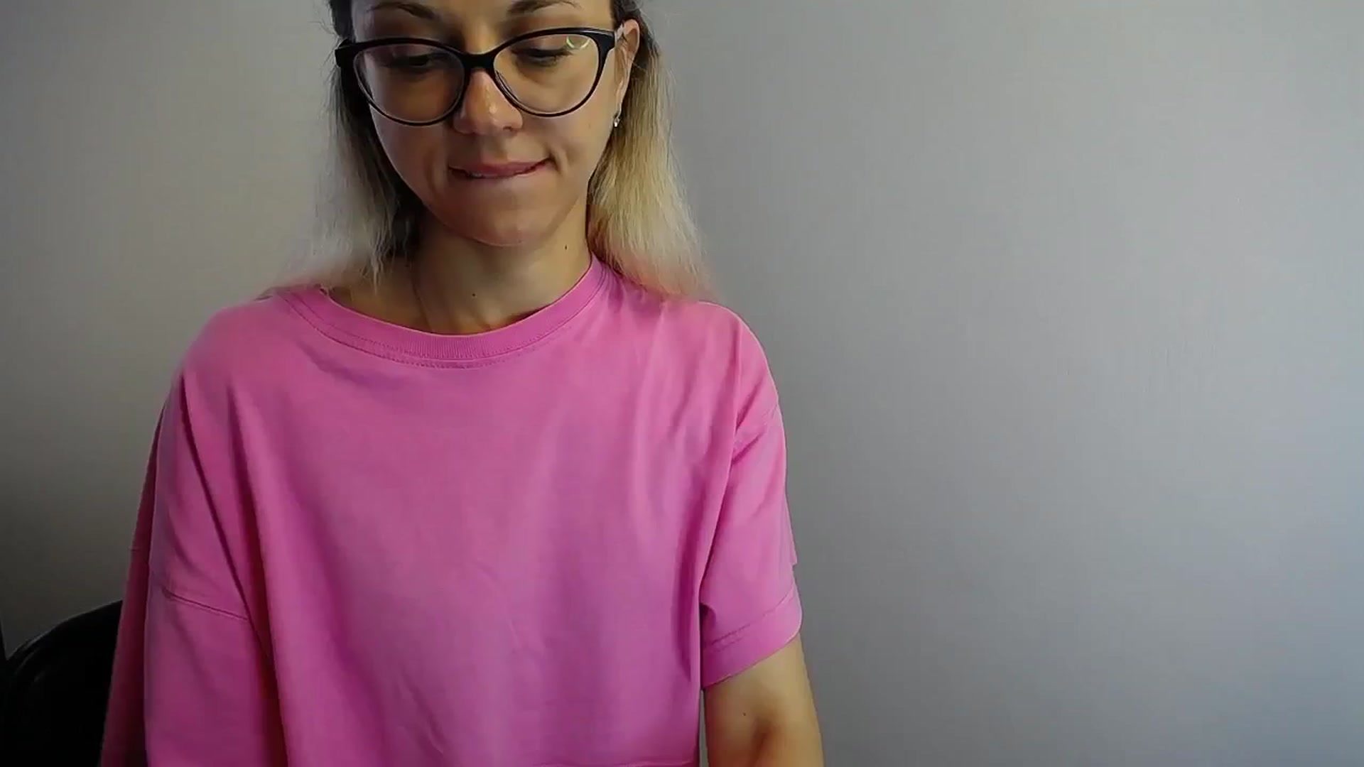 Gallery image thumbnail from Sunshine_alis's myfreecams stream on, 07/08/2024, 15:38 image 7 of 20