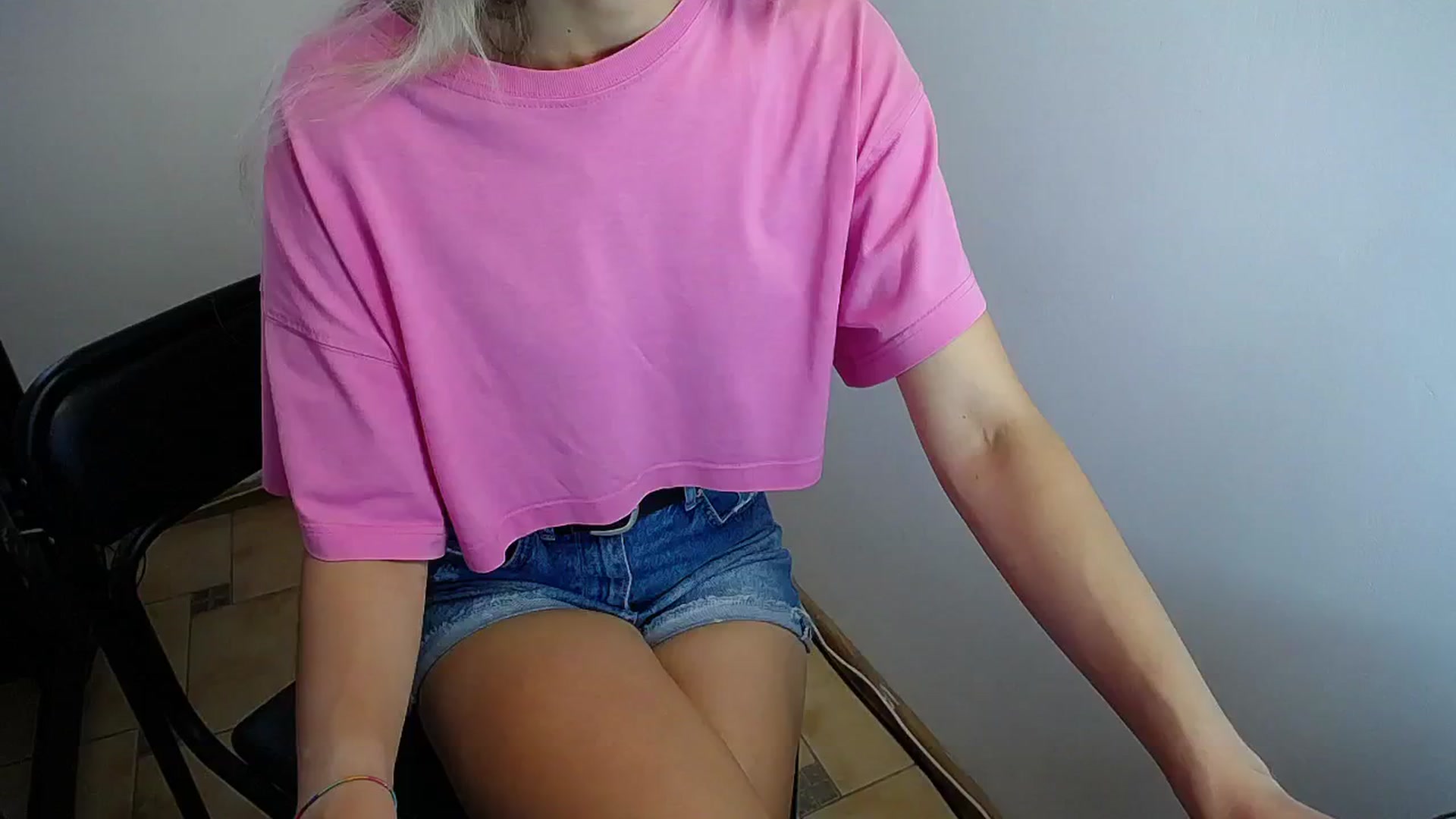 Gallery image thumbnail from Sunshine_alis's myfreecams stream on, 07/08/2024, 15:38 image 16 of 20