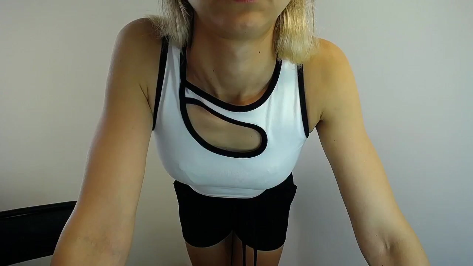 Gallery image thumbnail from Sunshine_alis's myfreecams stream on, 07/09/2024, 13:55 image 19 of 20