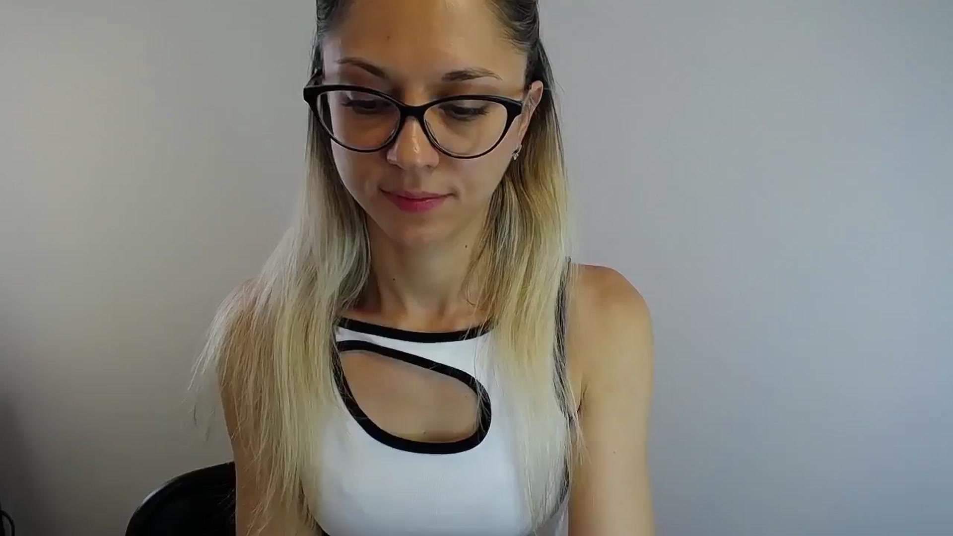 Gallery image thumbnail from Sunshine_alis's myfreecams stream on, 07/09/2024, 14:31 image 5 of 20