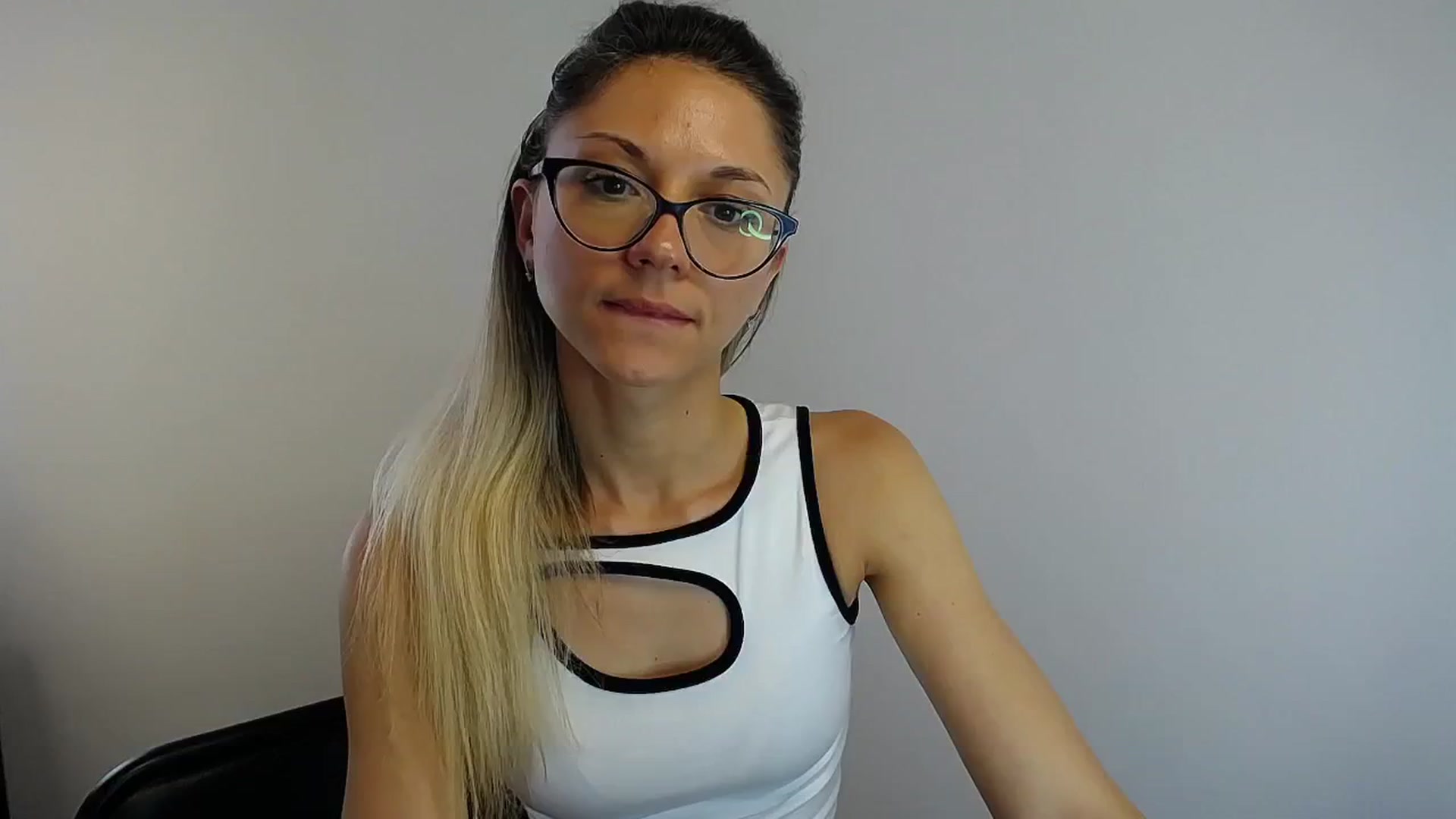 Gallery image thumbnail from Sunshine_alis's myfreecams stream on, 07/09/2024, 15:07 image 2 of 20