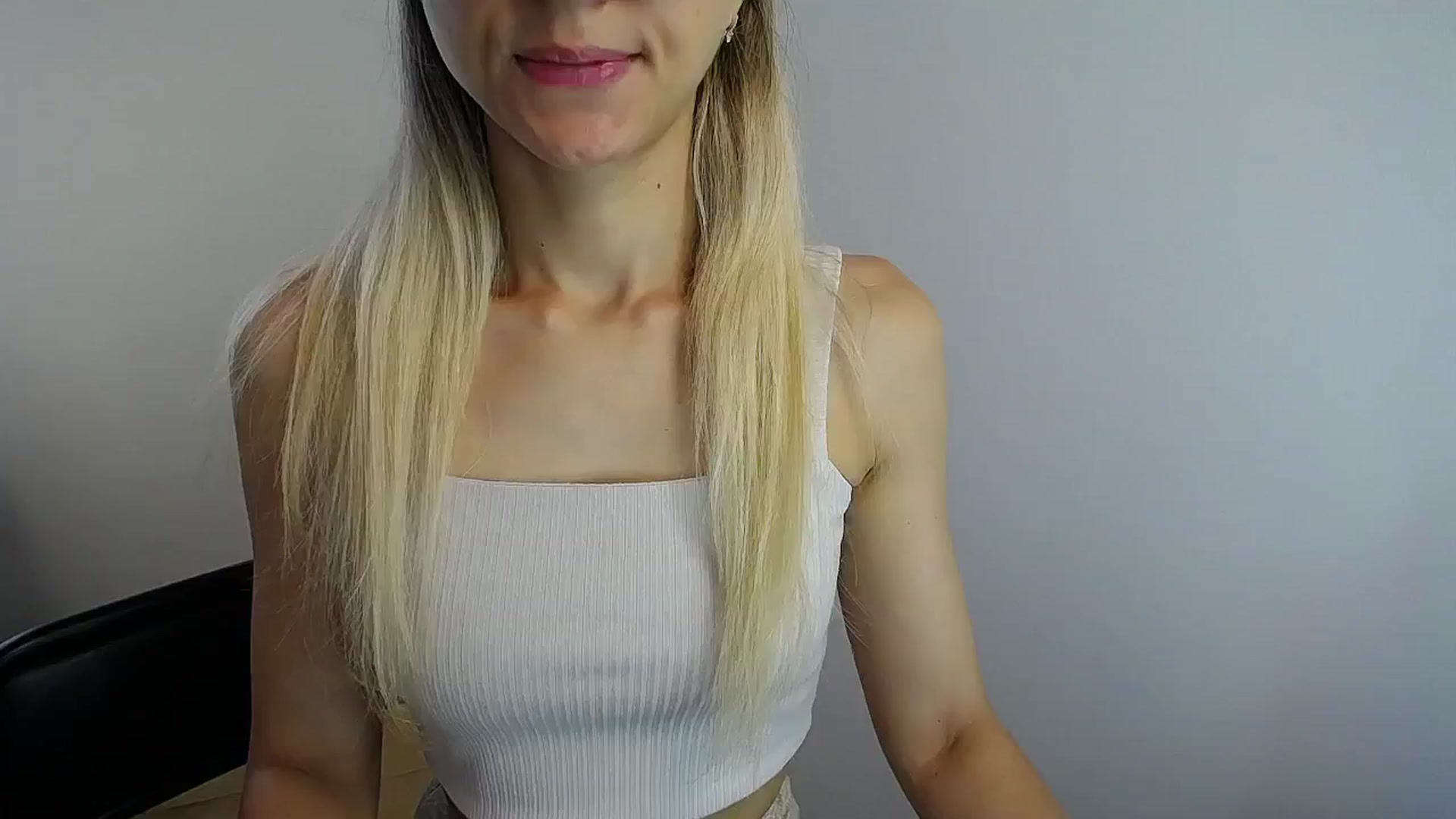 Gallery image thumbnail from Sunshine_alis's myfreecams stream on, 07/10/2024, 10:19 image 18 of 20