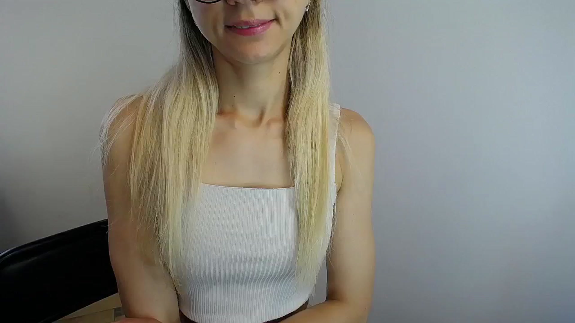 Gallery image thumbnail from Sunshine_alis's myfreecams stream on, 07/10/2024, 10:19 image 17 of 20