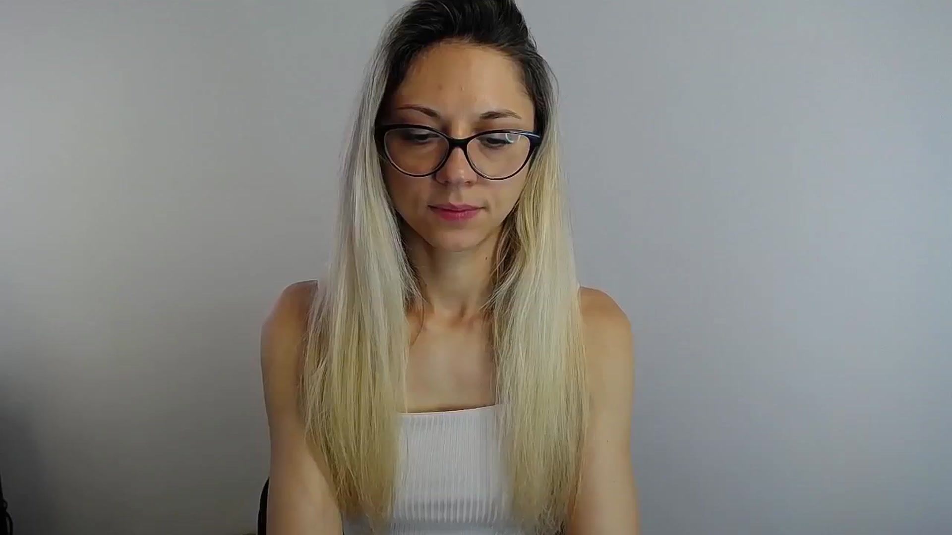 Gallery image thumbnail from Sunshine_alis's myfreecams stream on, 07/10/2024, 11:20 image 11 of 20