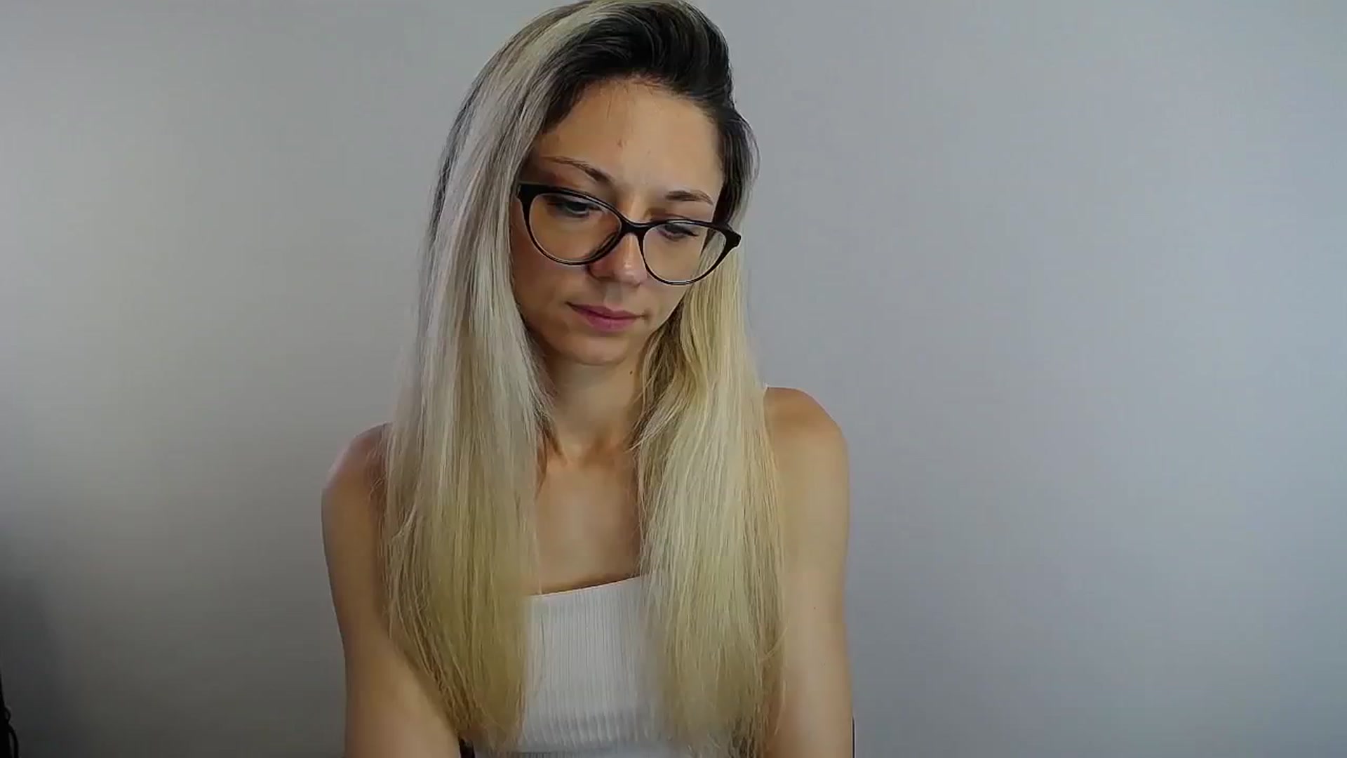 Gallery image thumbnail from Sunshine_alis's myfreecams stream on, 07/10/2024, 11:20 image 12 of 20