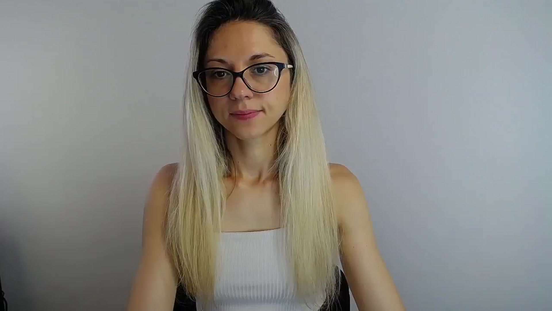 Gallery image thumbnail from Sunshine_alis's myfreecams stream on, 07/10/2024, 11:20 image 9 of 20