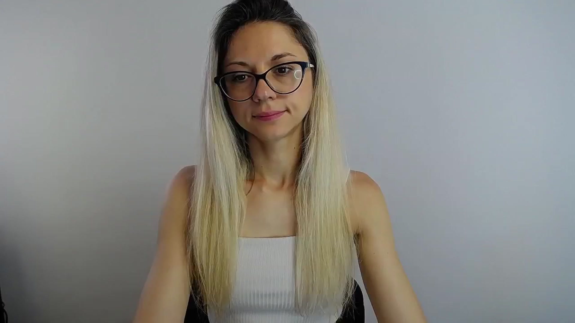 Gallery image thumbnail from Sunshine_alis's myfreecams stream on, 07/10/2024, 11:20 image 6 of 20