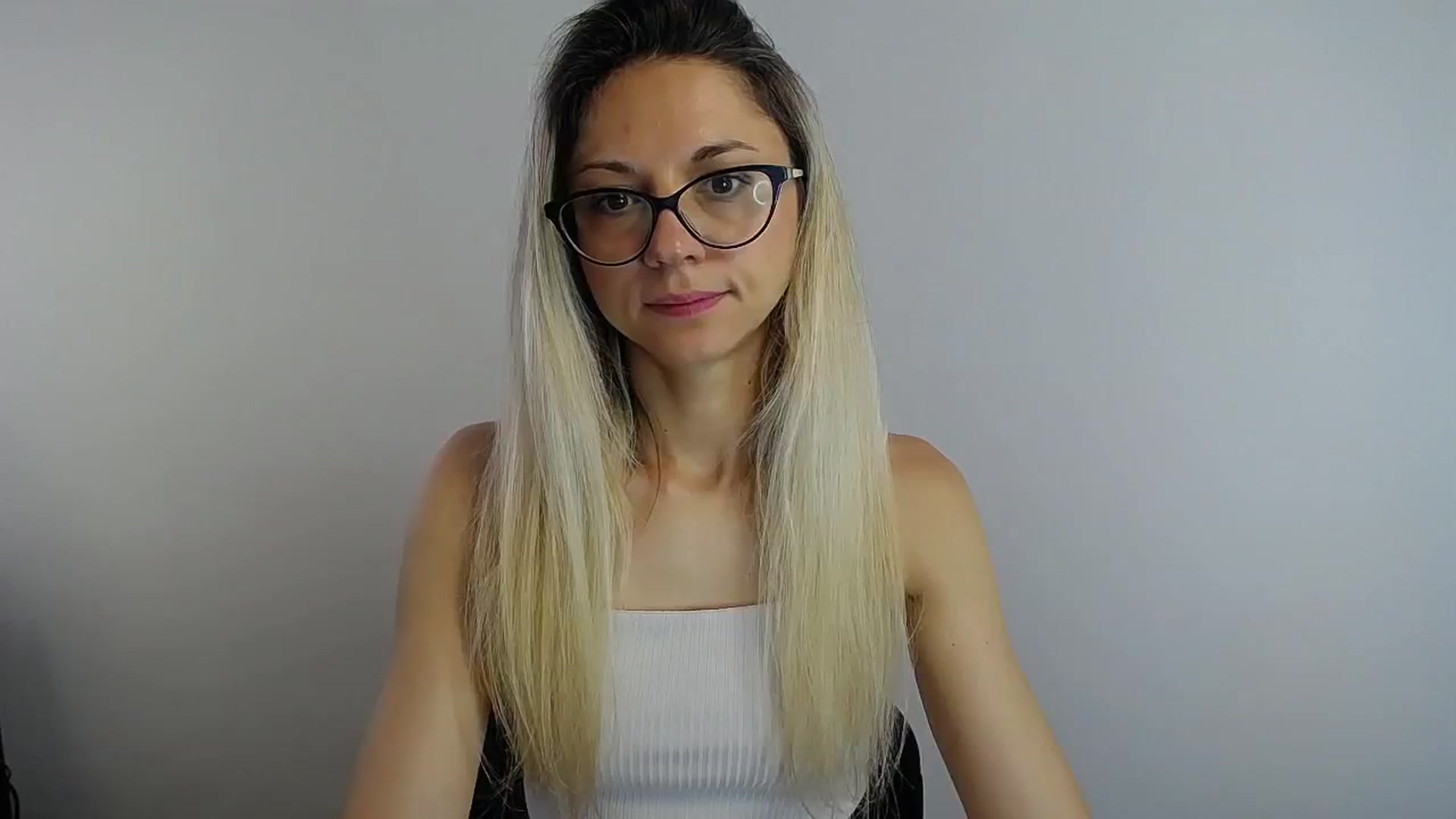 Gallery image thumbnail from Sunshine_alis's myfreecams stream on, 07/10/2024, 11:20 image 14 of 20