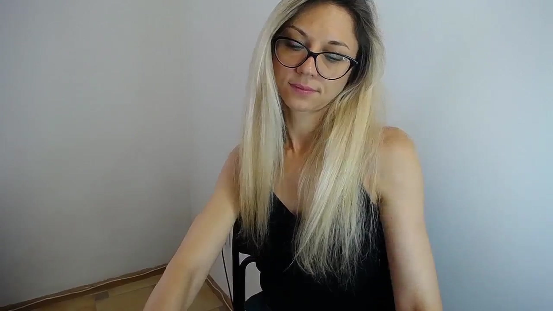 Gallery image thumbnail from Sunshine_alis's myfreecams stream on, 07/11/2024, 12:12 image 18 of 20