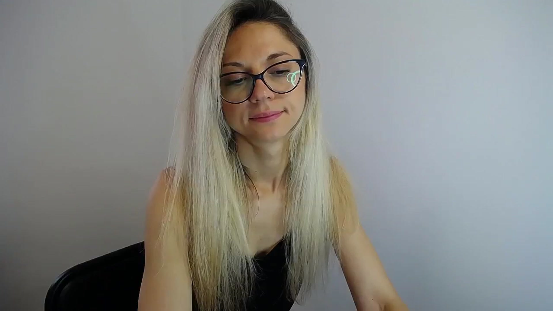 Gallery image thumbnail from Sunshine_alis's myfreecams stream on, 07/11/2024, 12:12 image 17 of 20